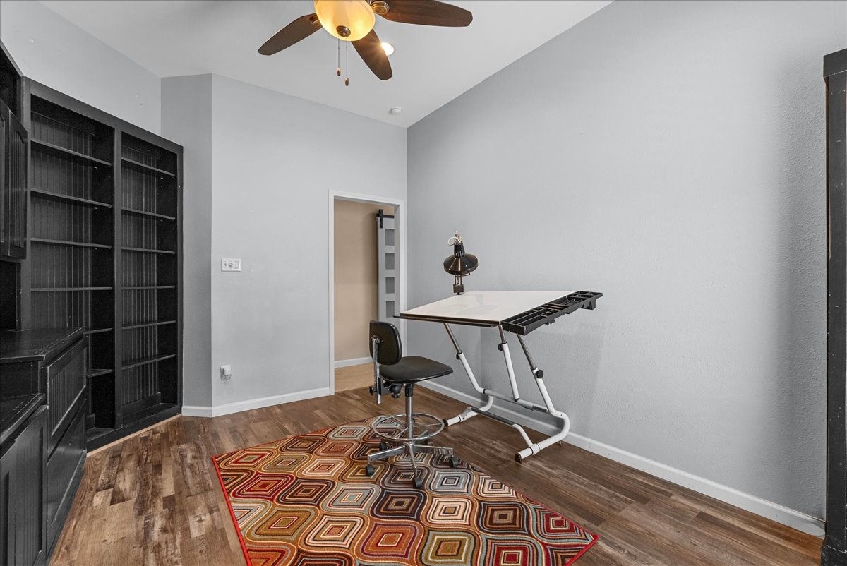 6103 Castle Peak Lane Property Photo 39