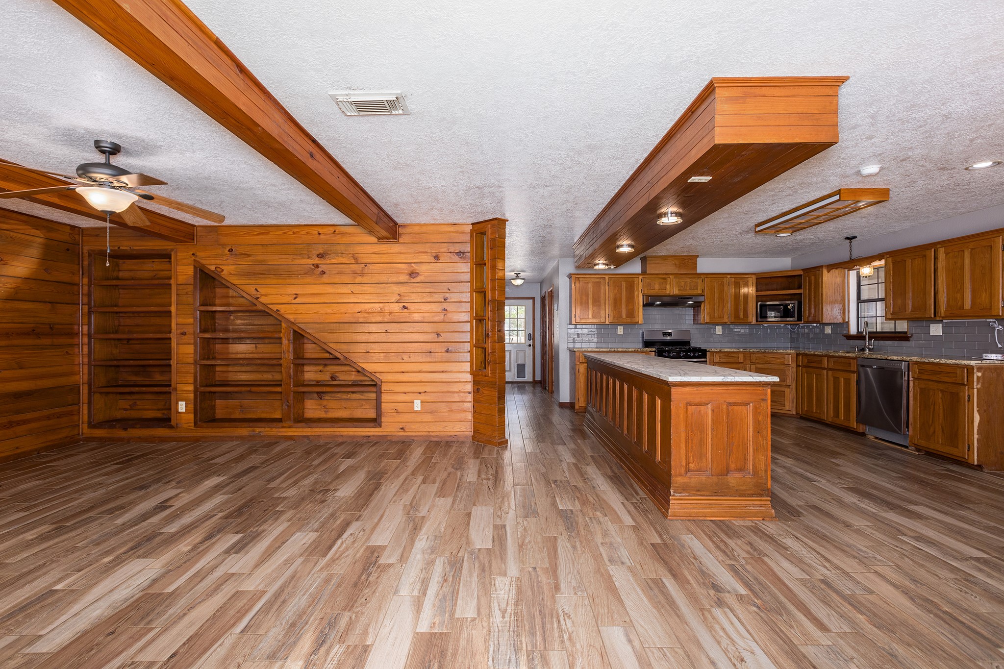14750 Highway 146 N Property Photo 8