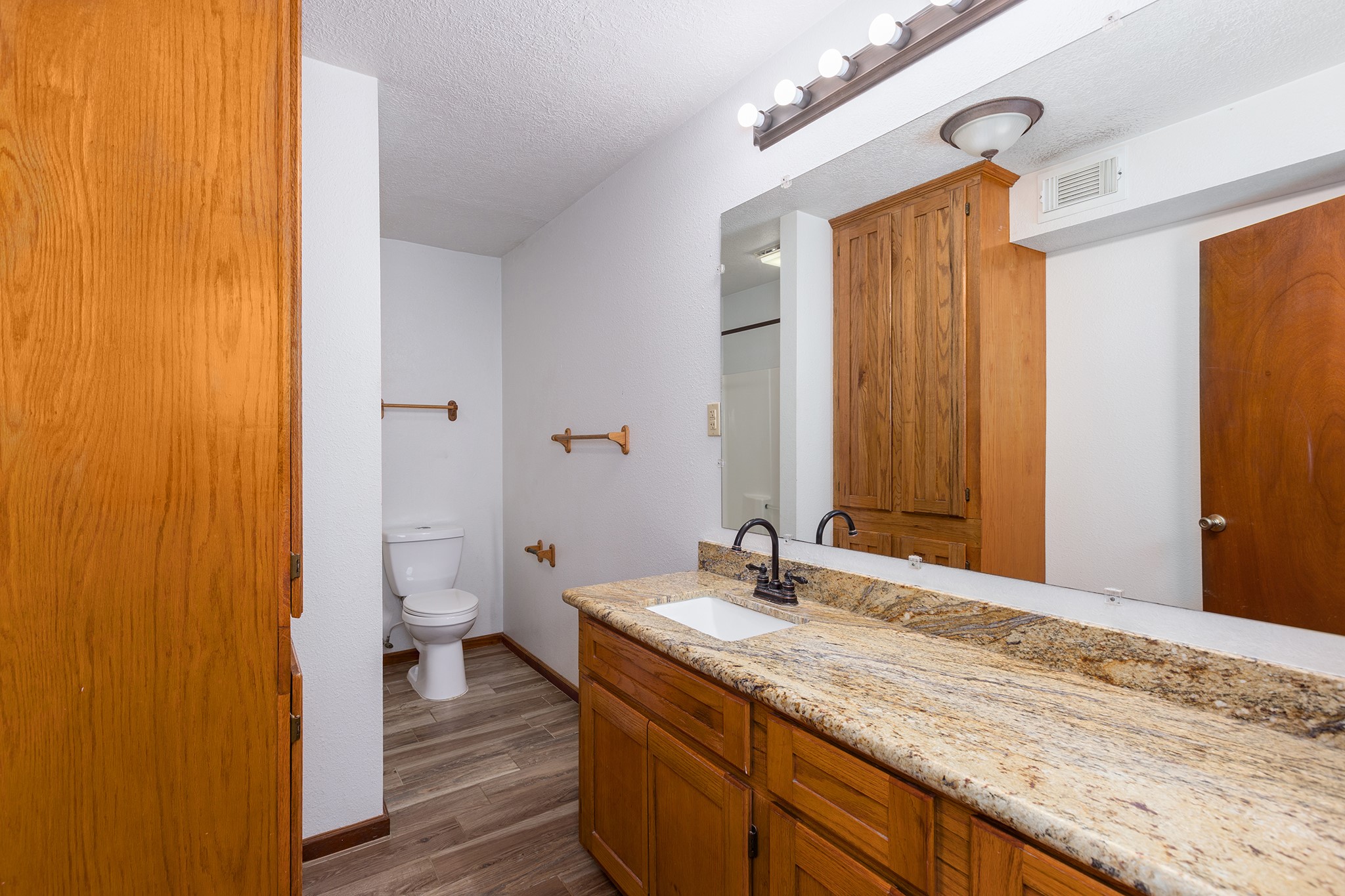 14750 Highway 146 N Property Photo 12