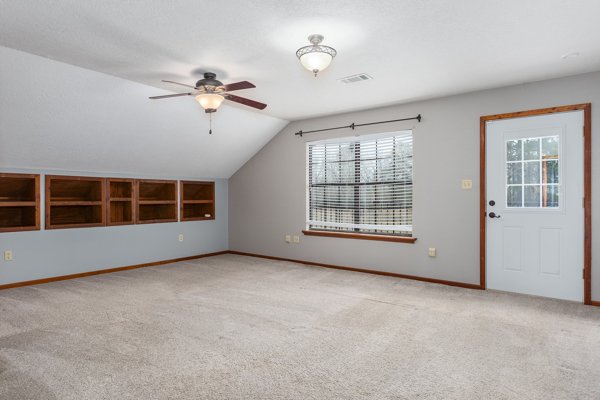 14750 Highway 146 N Property Photo 17