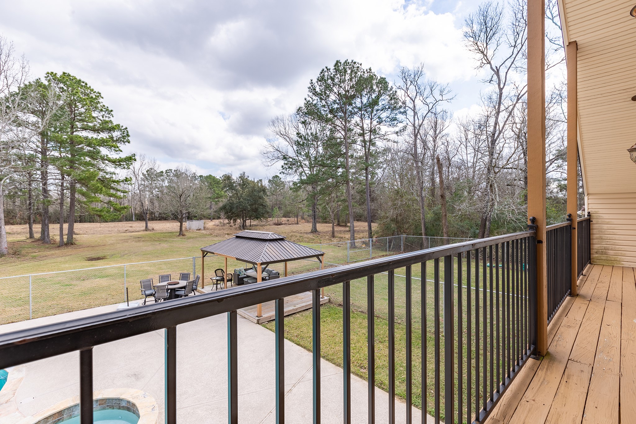 14750 Highway 146 N Property Photo 27