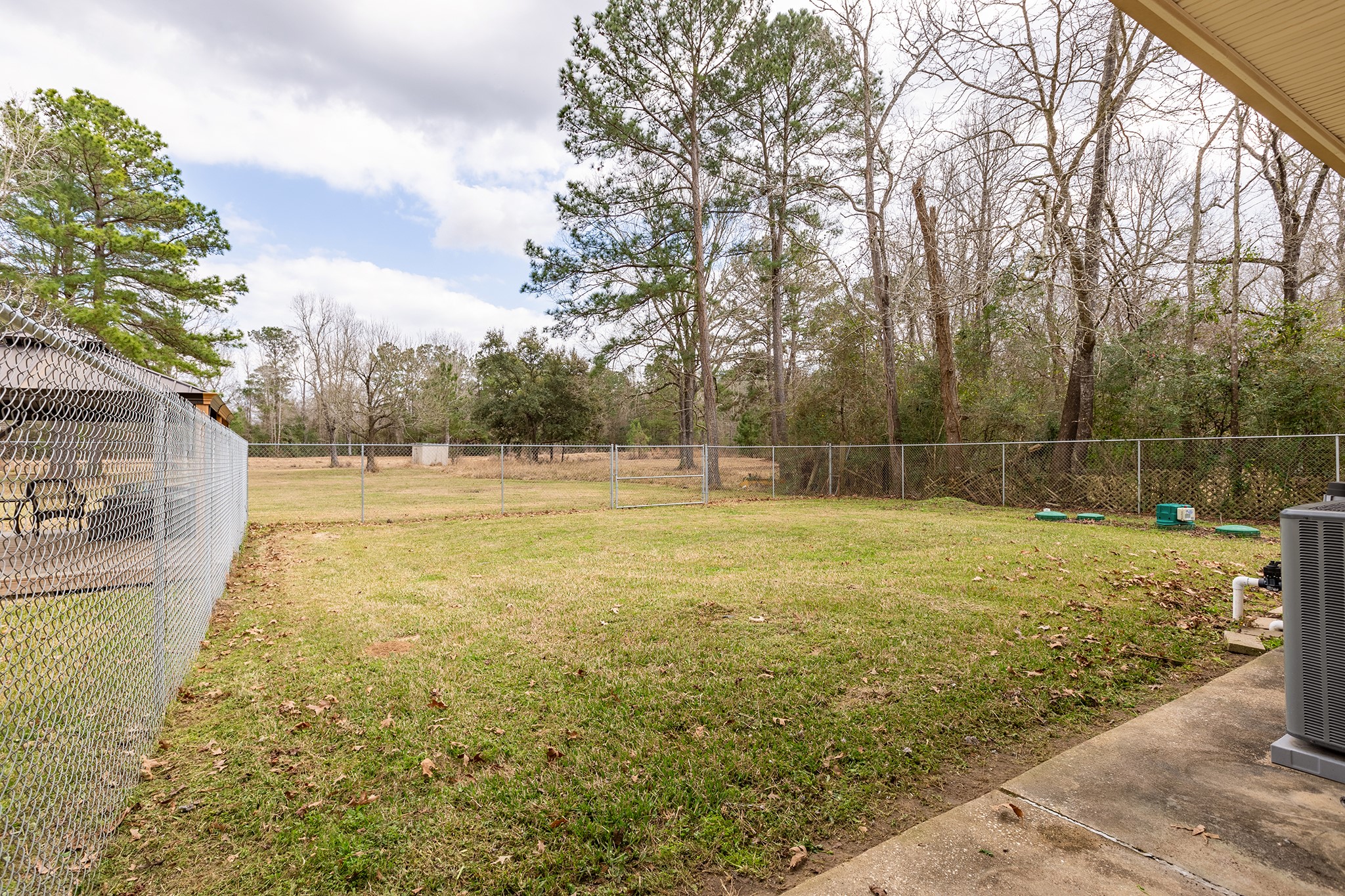 14750 Highway 146 N Property Photo 36