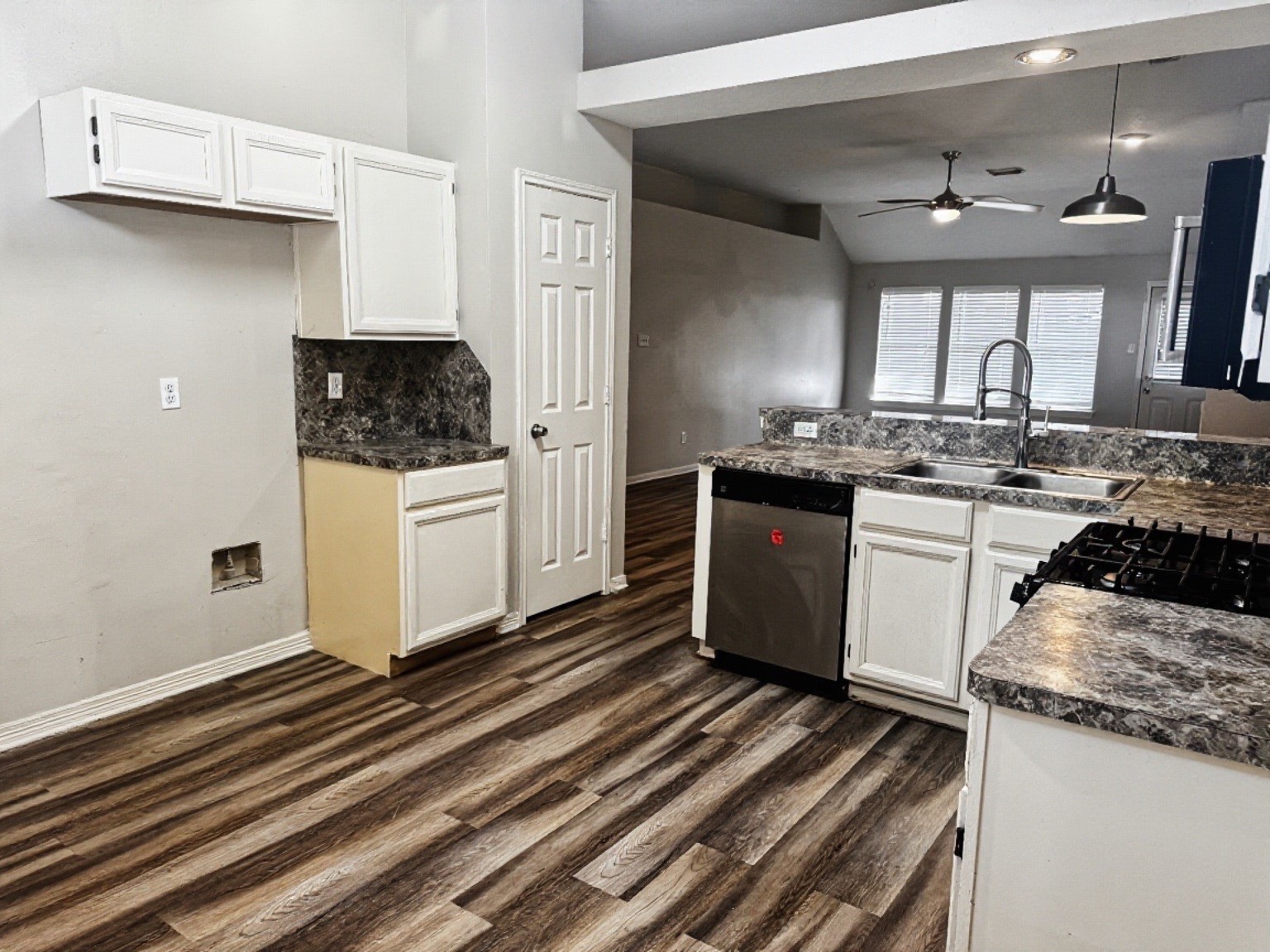 31248 N Head Drive Property Photo 16