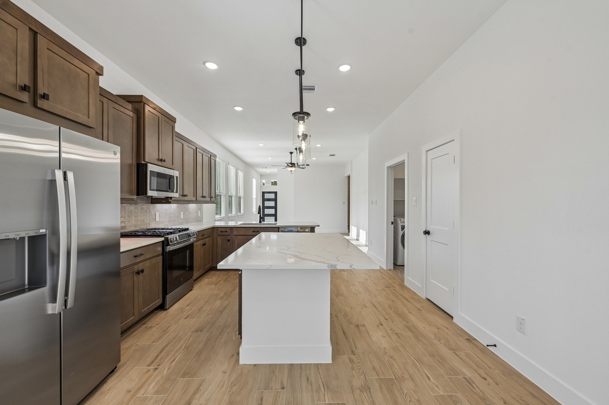 12802 Meadow Wind Way Property Photo 4