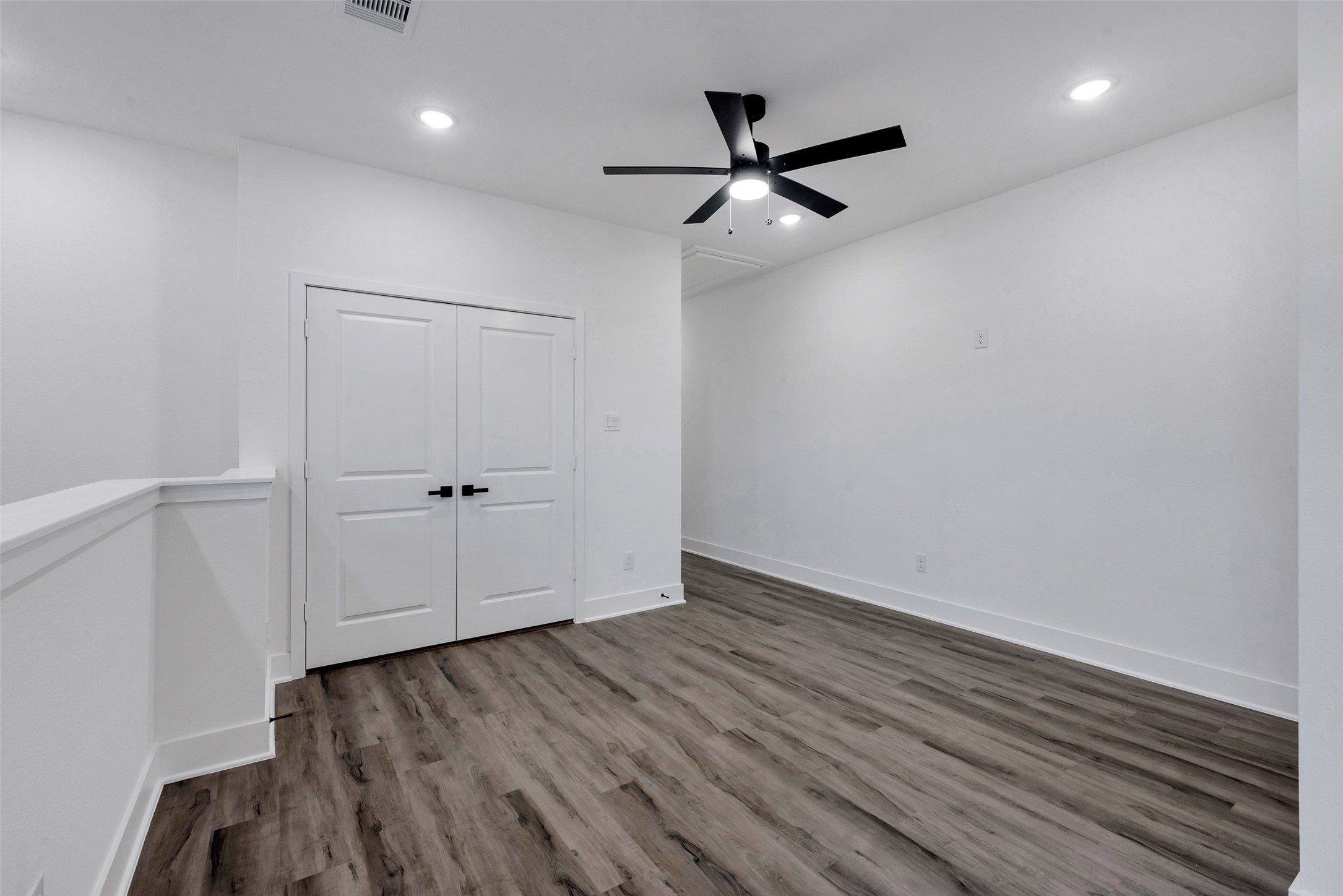 8328 Corinth Street B Property Photo 2