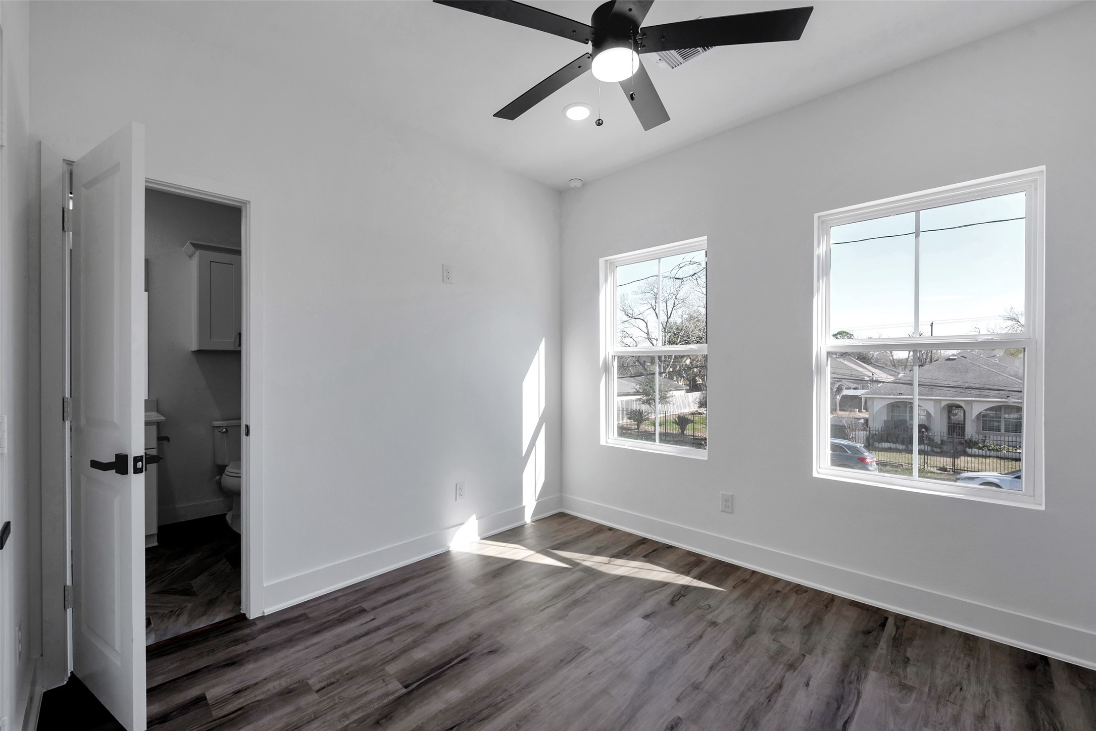 8328 Corinth Street B Property Photo 15