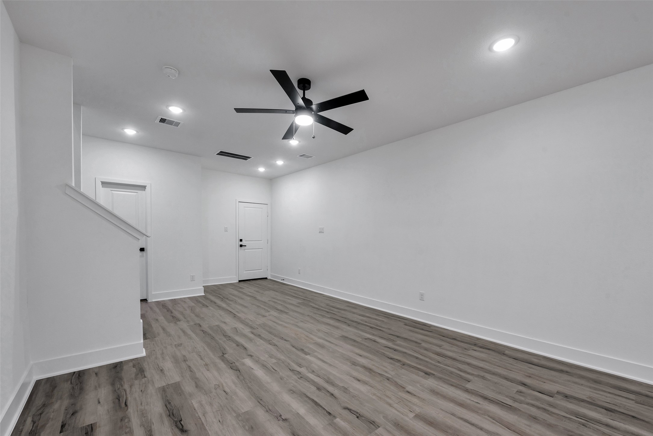8328 Corinth Street B Property Photo 30