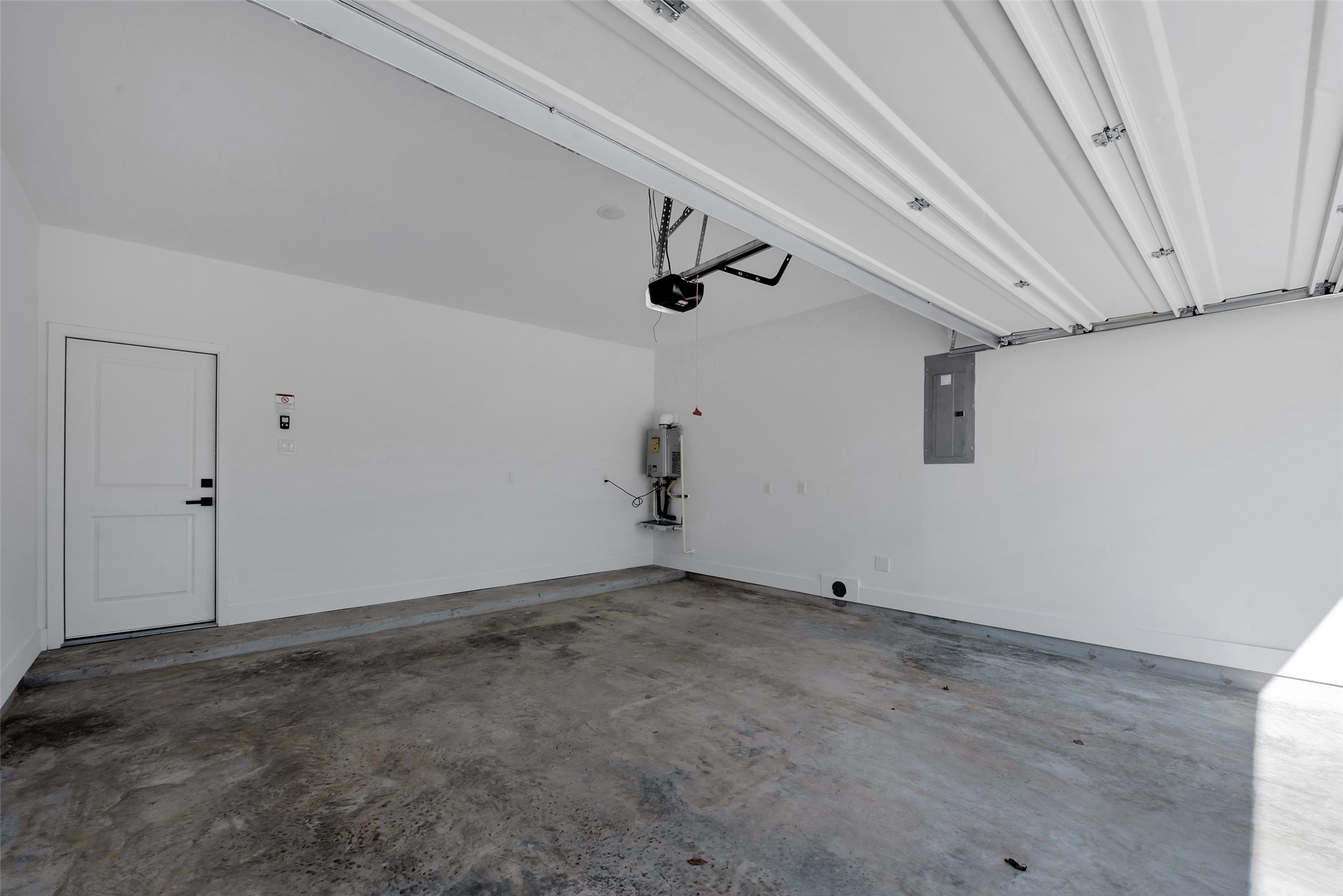 8328 Corinth Street B Property Photo 33