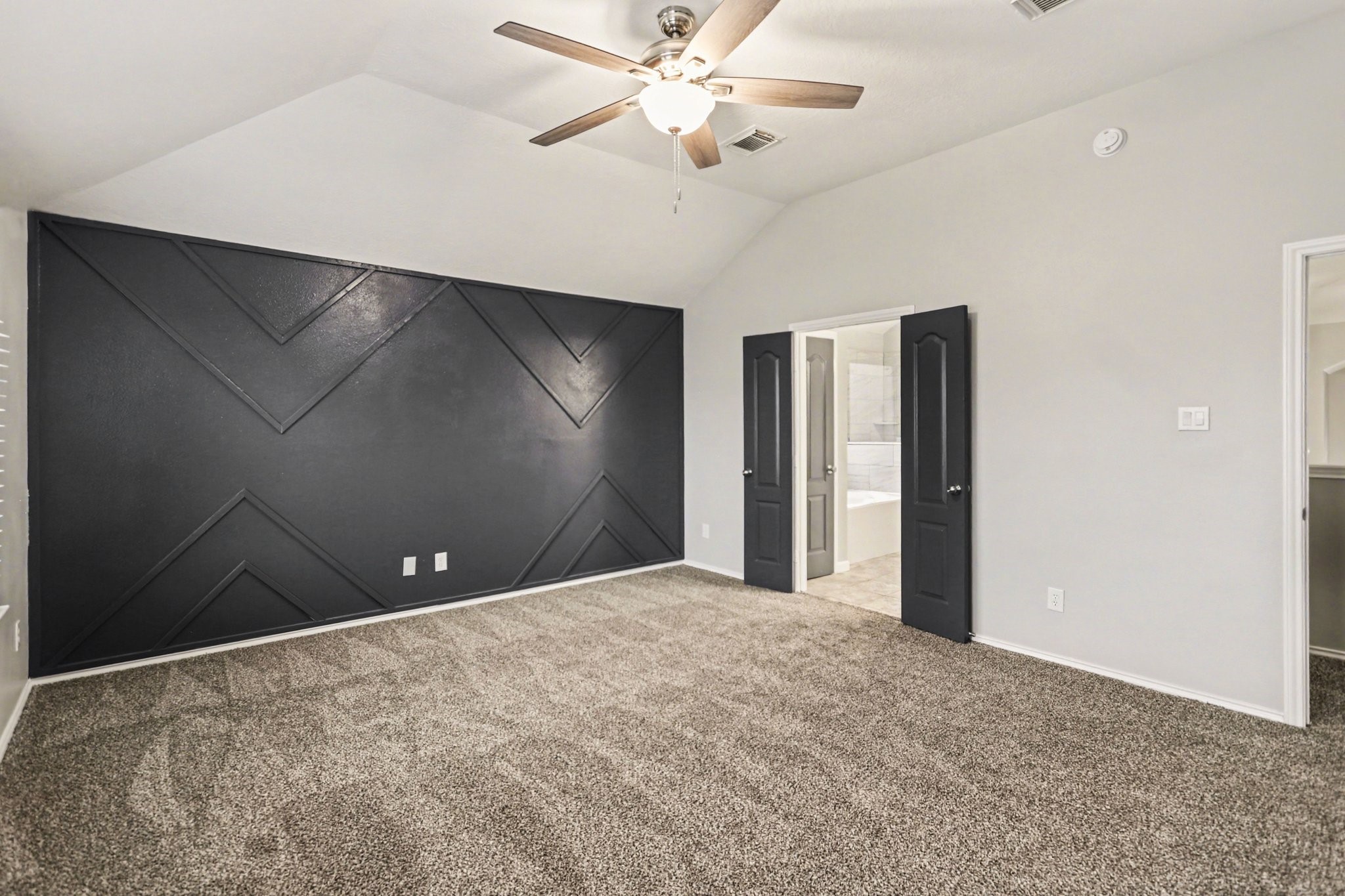 4502 Marquis Avenue Property Photo 16