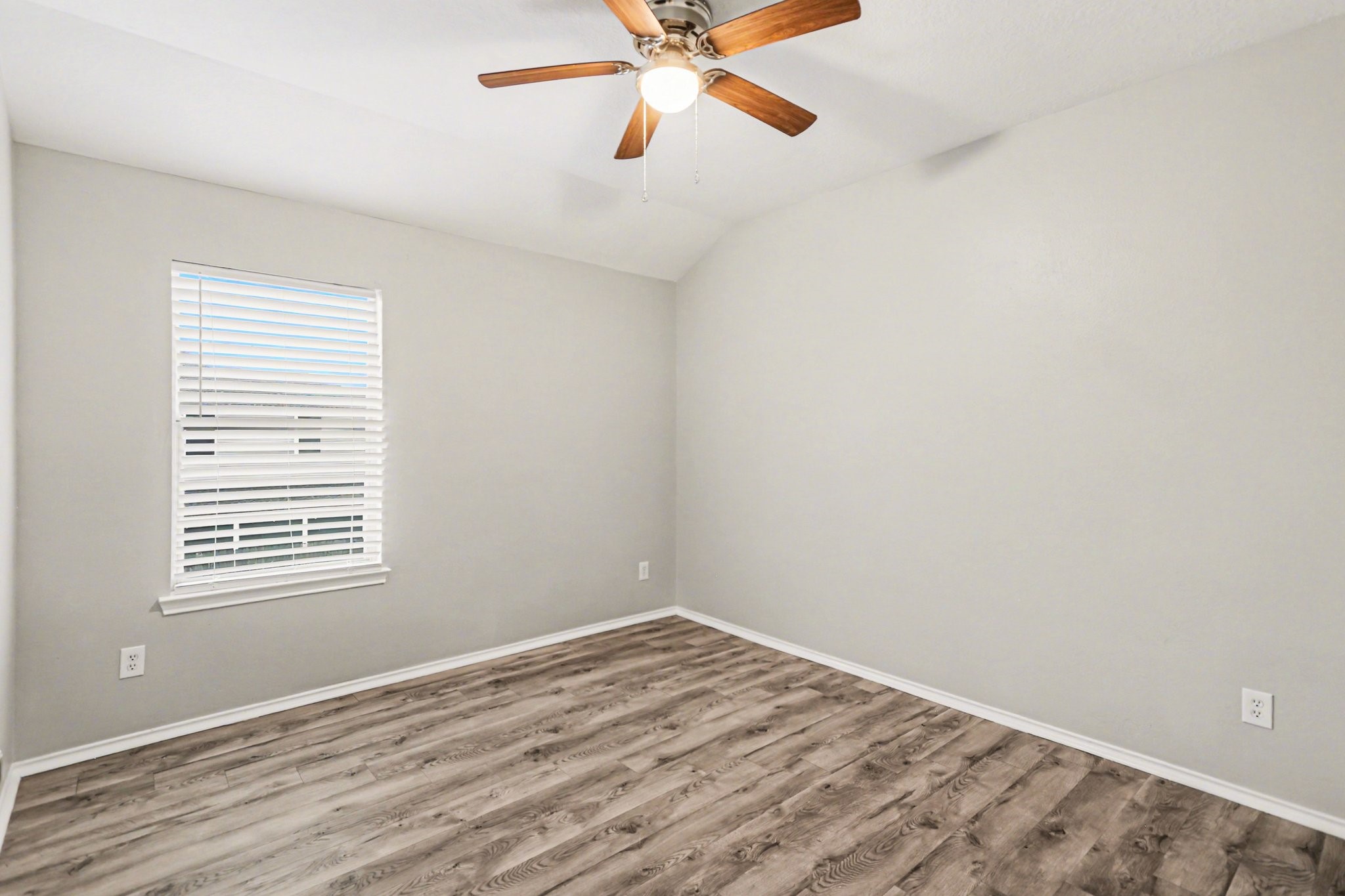 4502 Marquis Avenue Property Photo 21