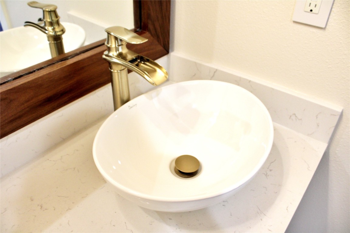 678 Colorado Street Property Photo 29