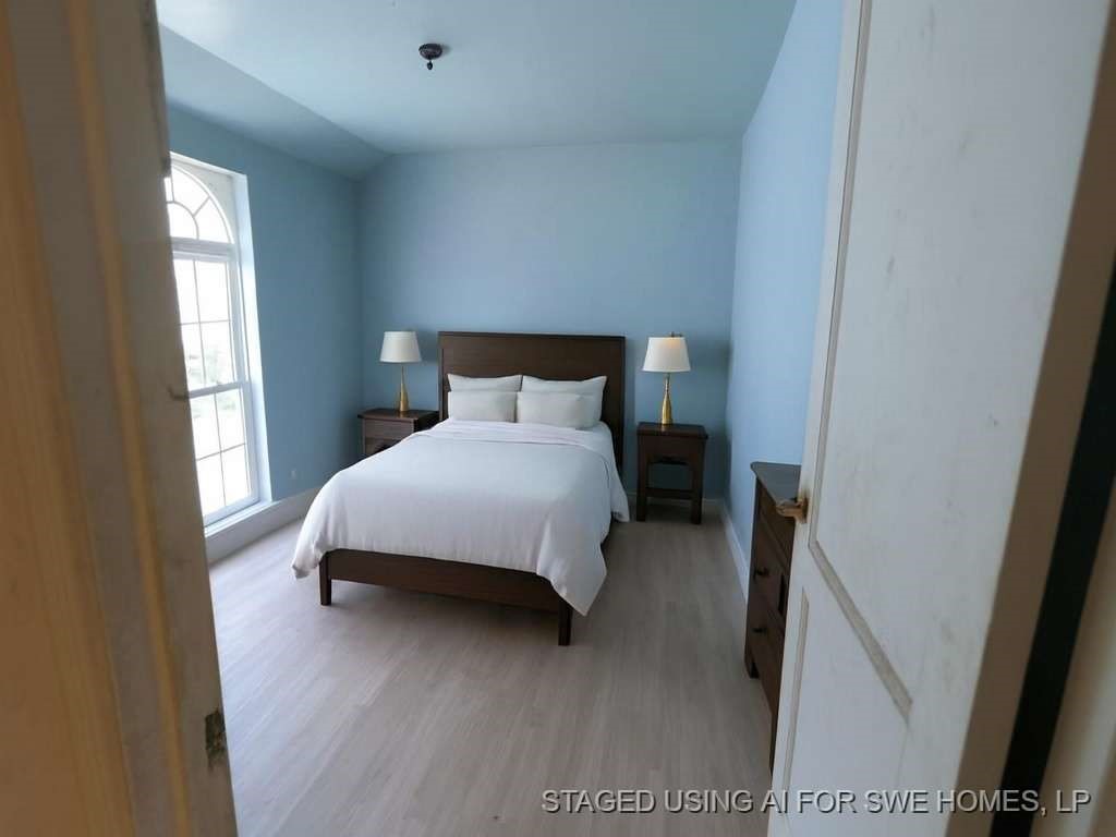1017 W Buchanan Street Property Photo 10