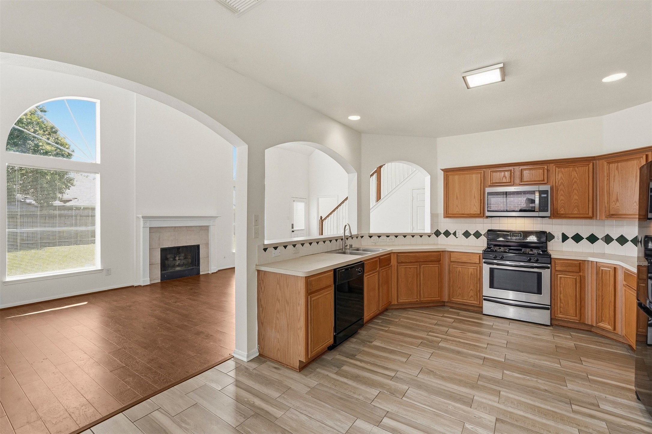 9322 Eaglewood Glen Trail Property Photo 16