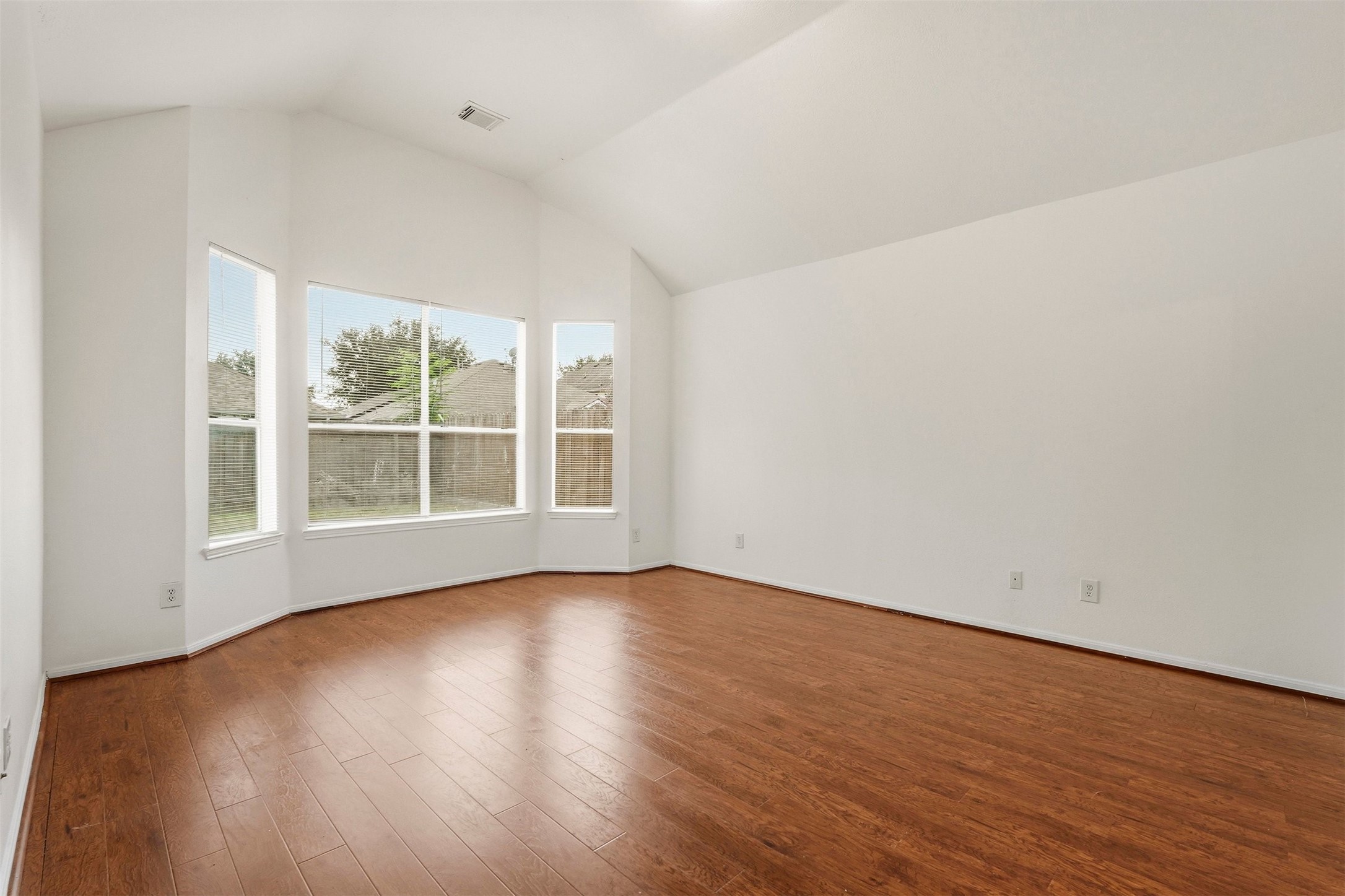 9322 Eaglewood Glen Trail Property Photo 17