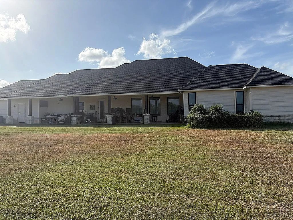 1143 Angus Trail Property Photo 3