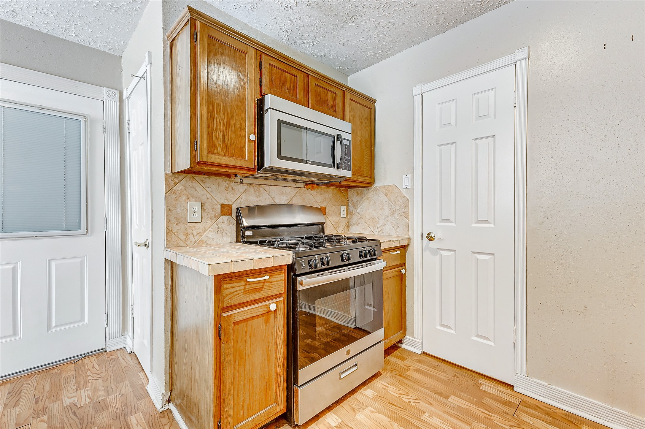 2010 Hickory Glen Drive Property Photo 14
