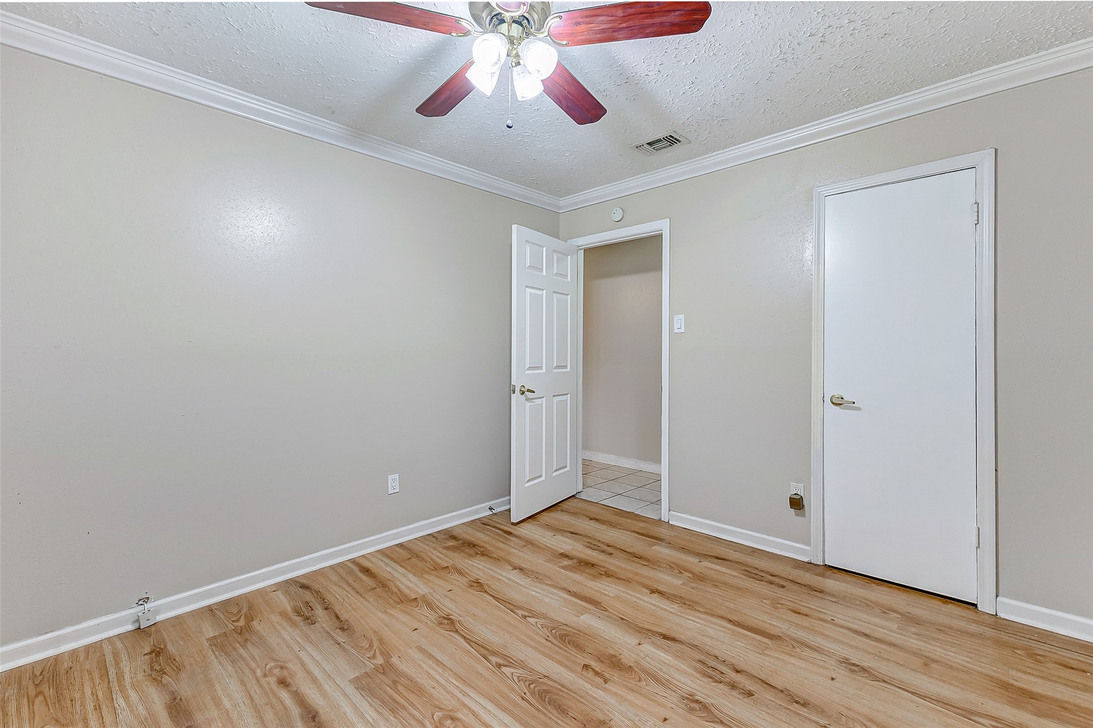 2010 Hickory Glen Drive Property Photo 28