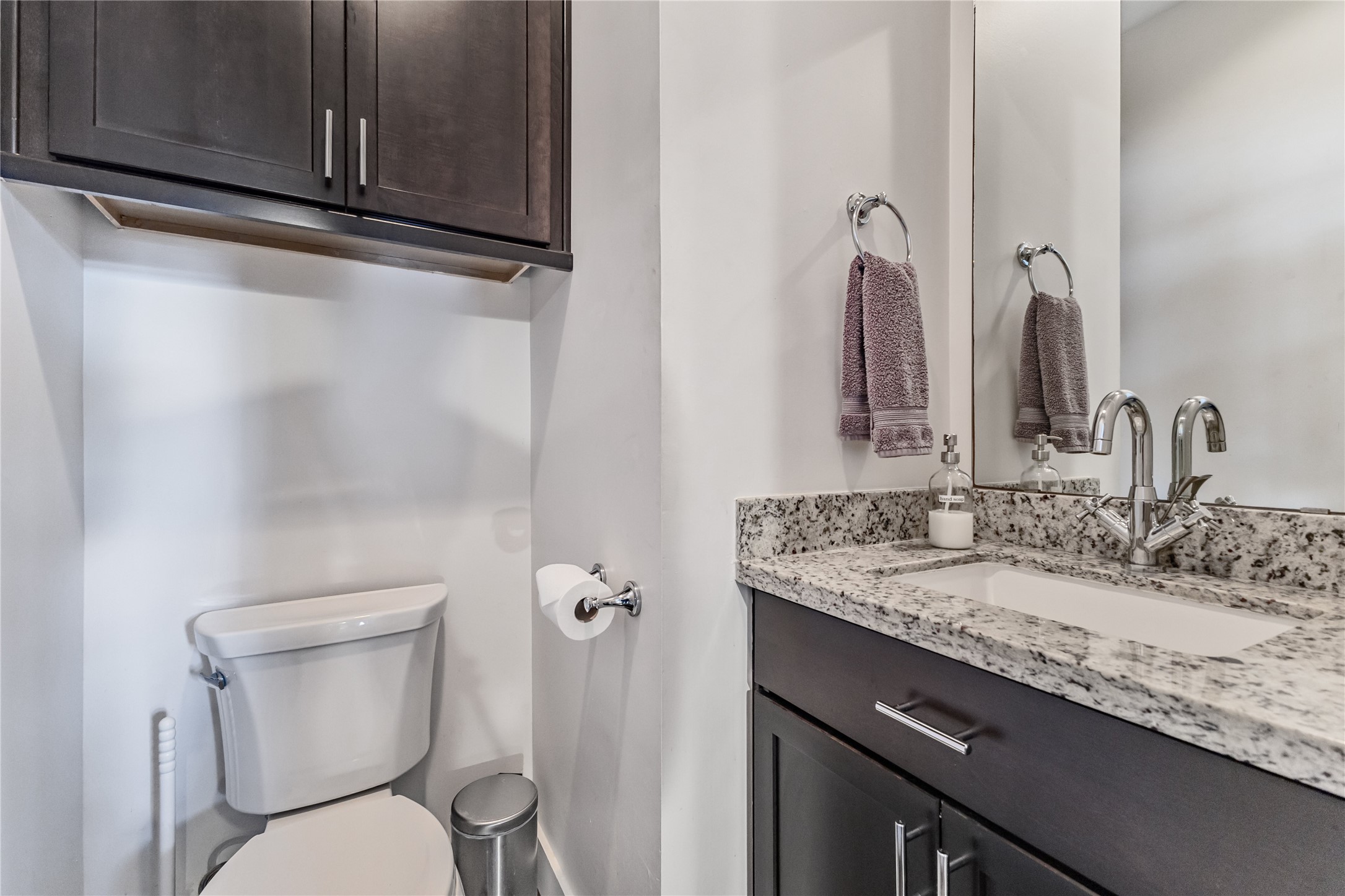 2114 Sabine Street Property Photo 12
