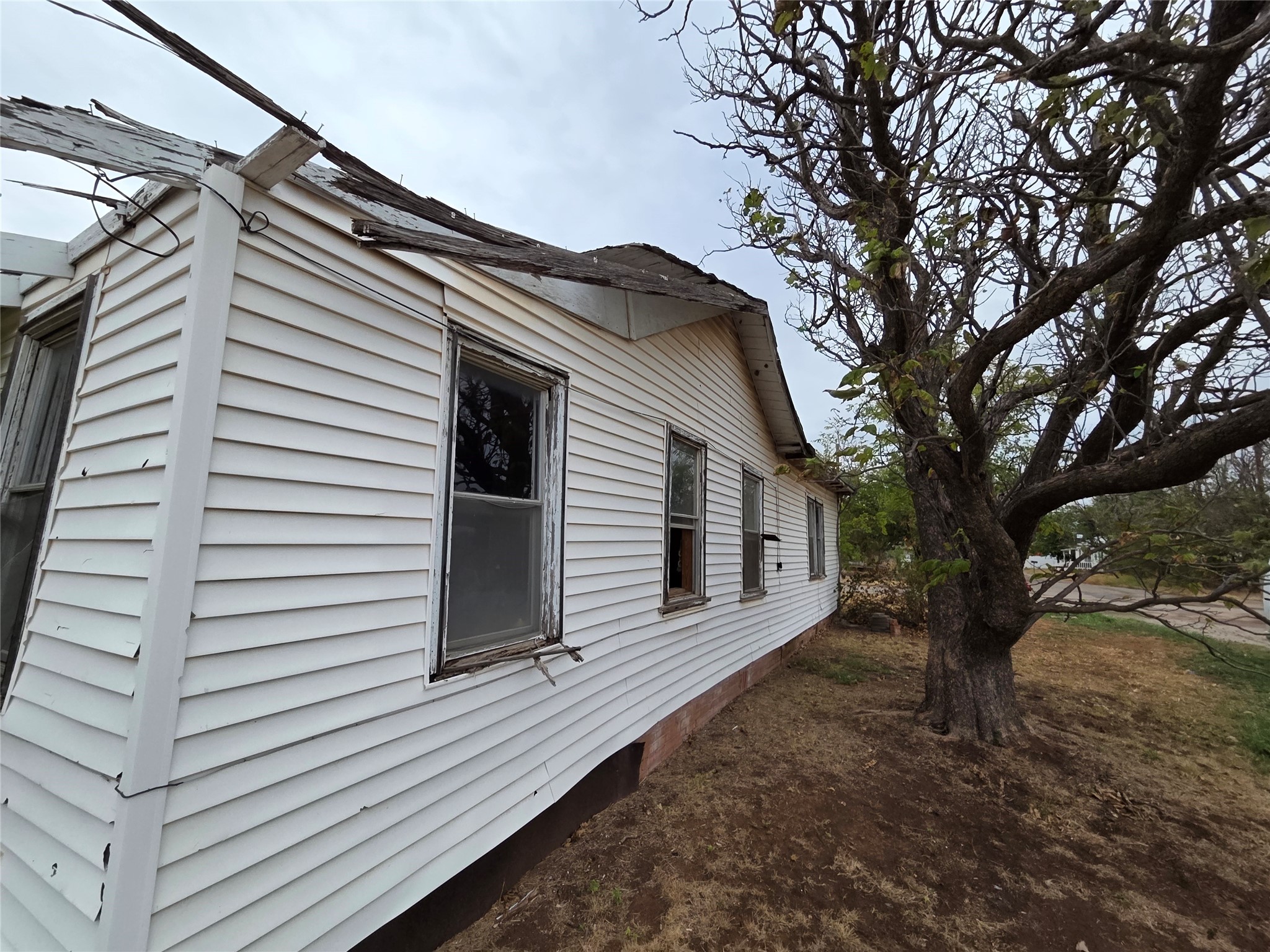 510 E Franklin Avenue Property Photo 3