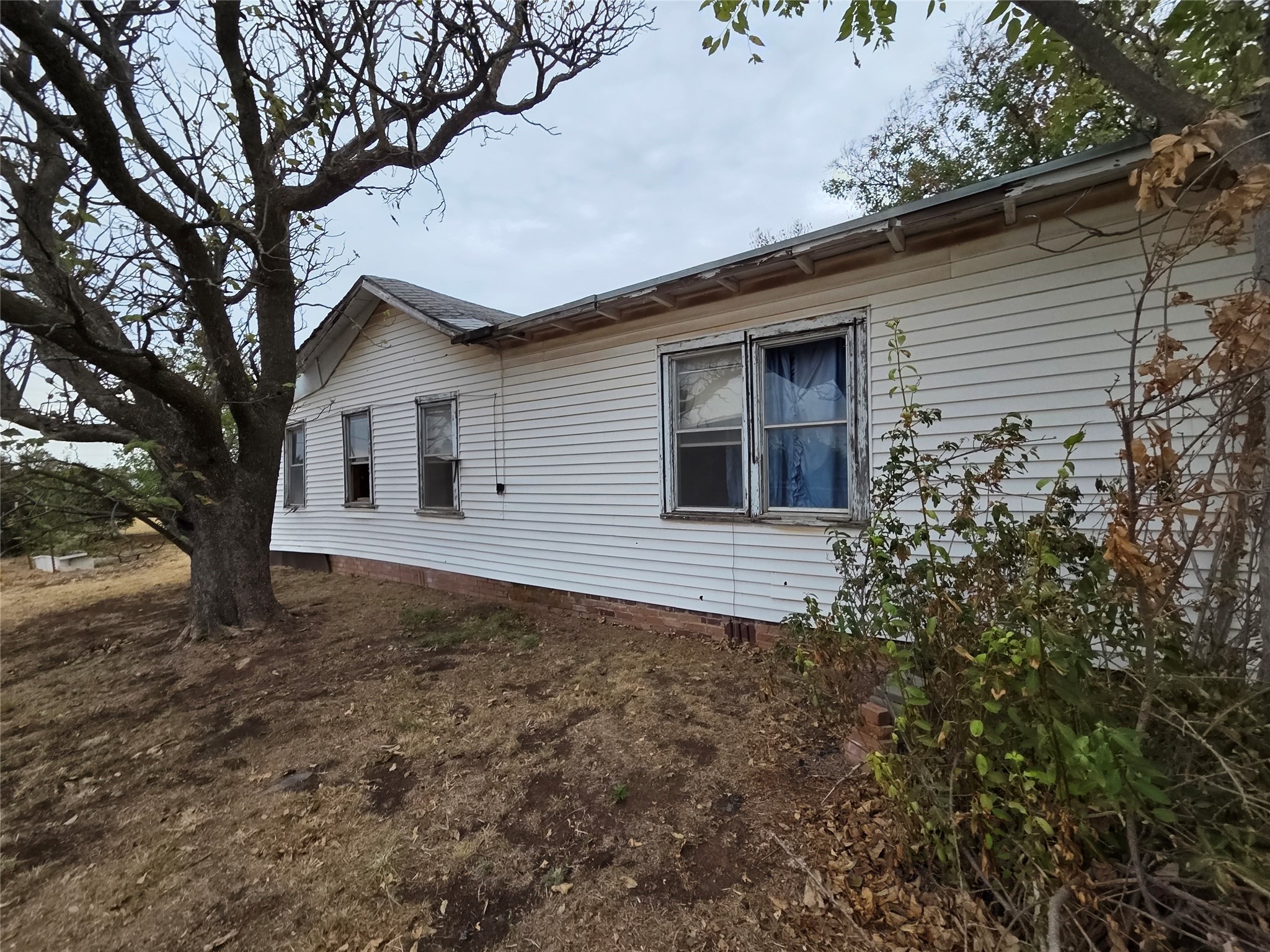 510 E Franklin Avenue Property Photo 6