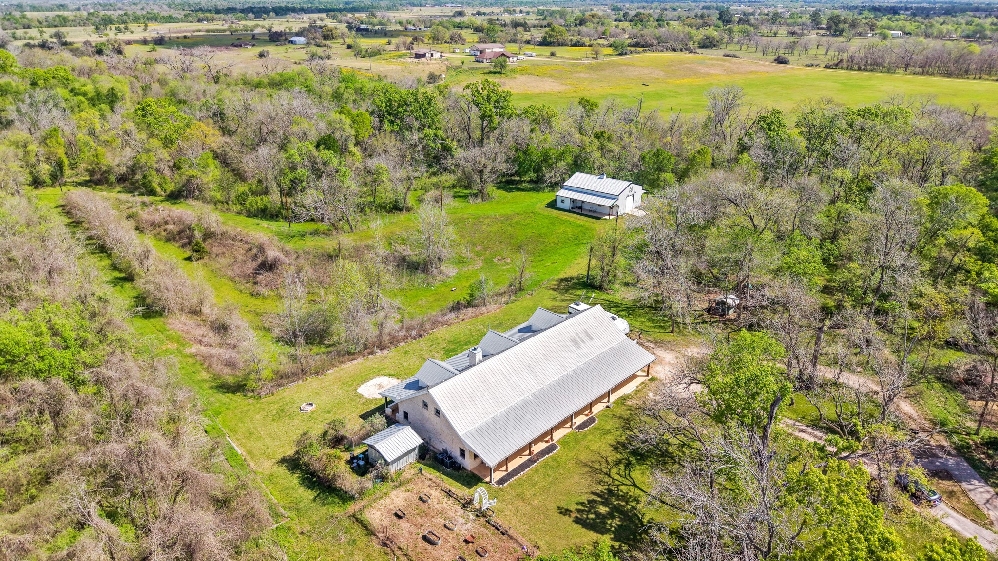 41712 Harpers Church Road Property Photo 1