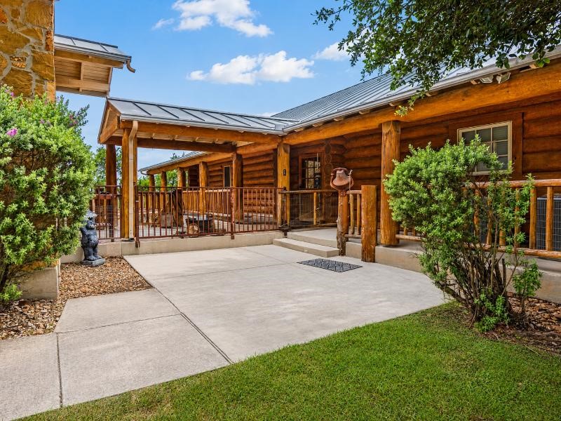 6542 Preakness Pass Property Photo 8