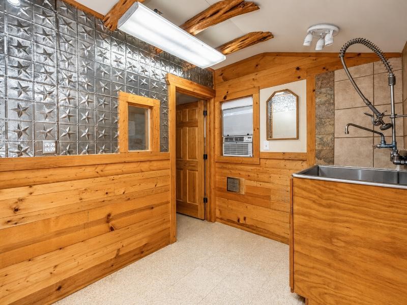 6542 Preakness Pass Property Photo 23