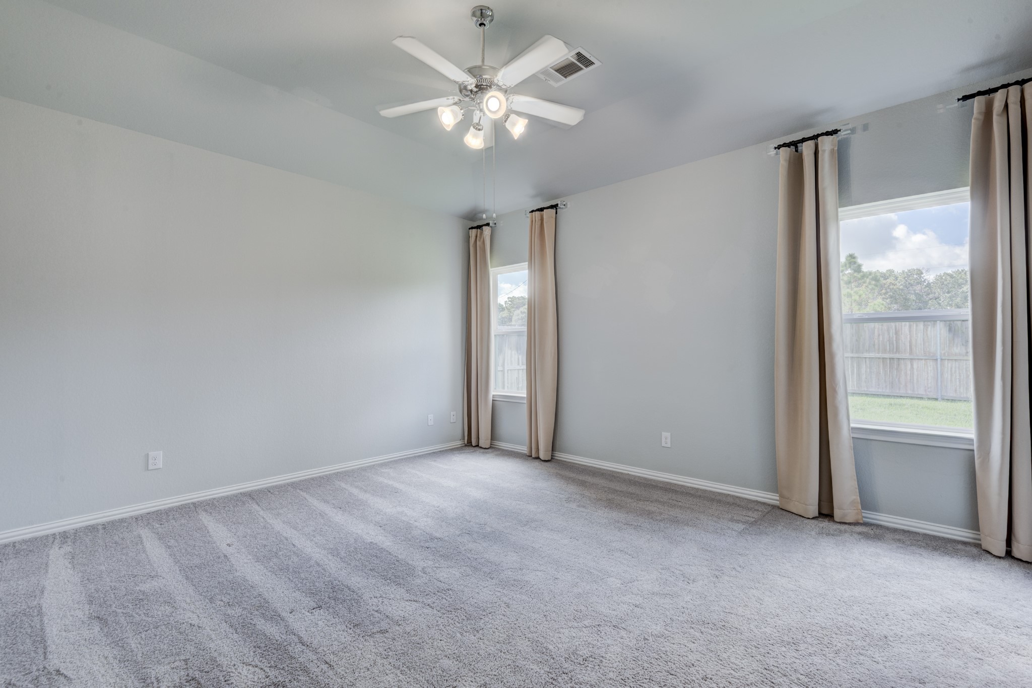 208 Shoreview Drive Property Photo 15