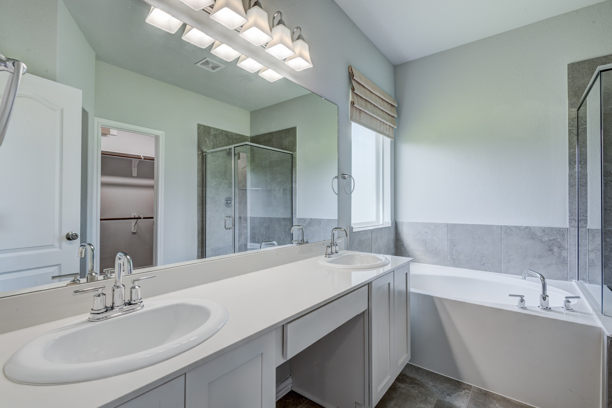 208 Shoreview Drive Property Photo 16