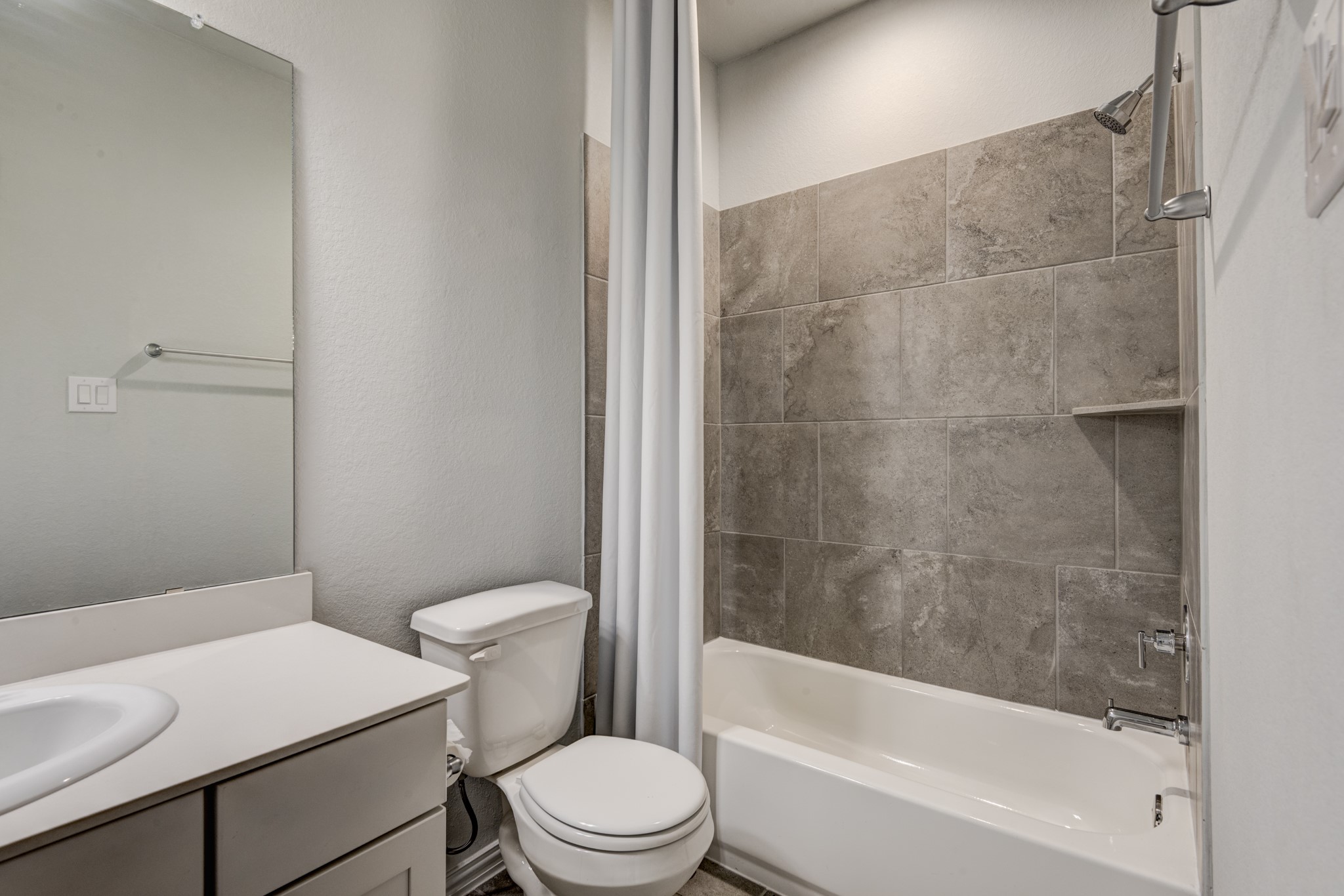 208 Shoreview Drive Property Photo 20