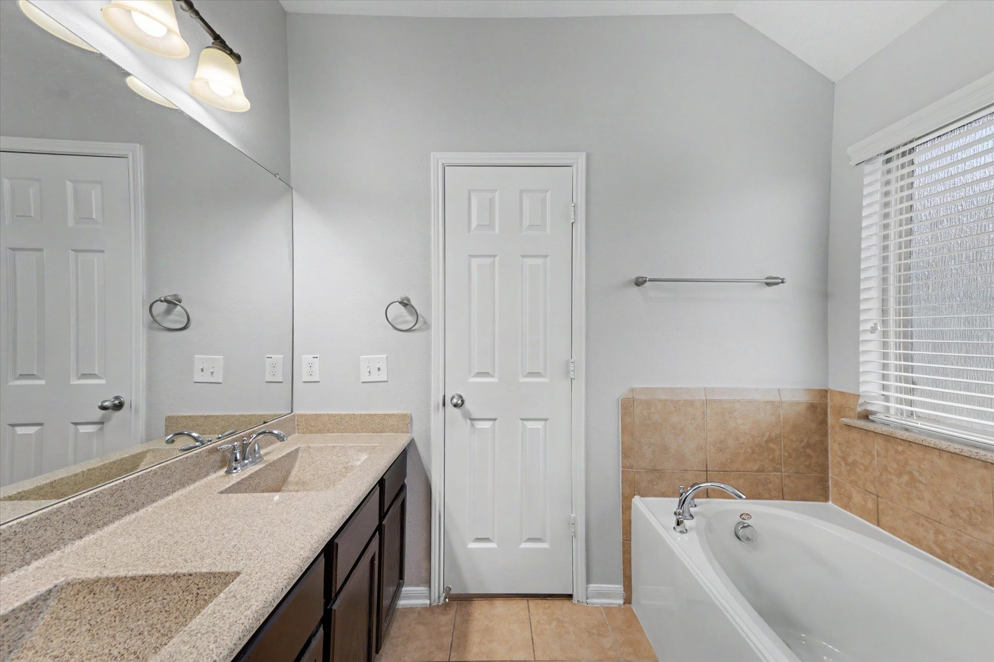 21826 Saragosa Pond Lane Property Photo 35