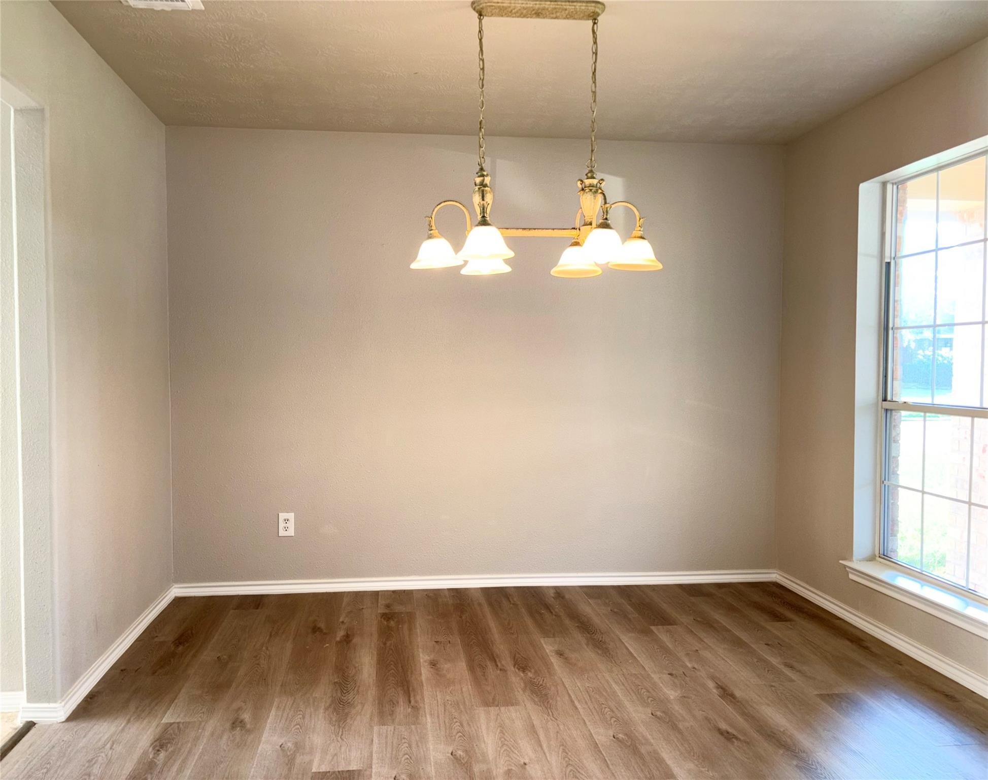 6927 Pheasant Oak Drive Property Photo 21