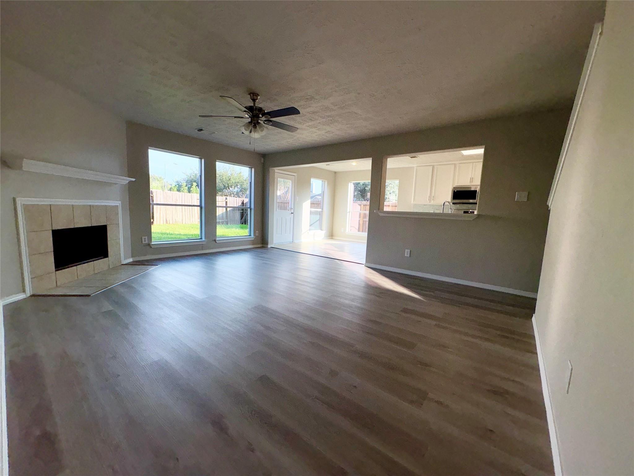 6927 Pheasant Oak Drive Property Photo 23