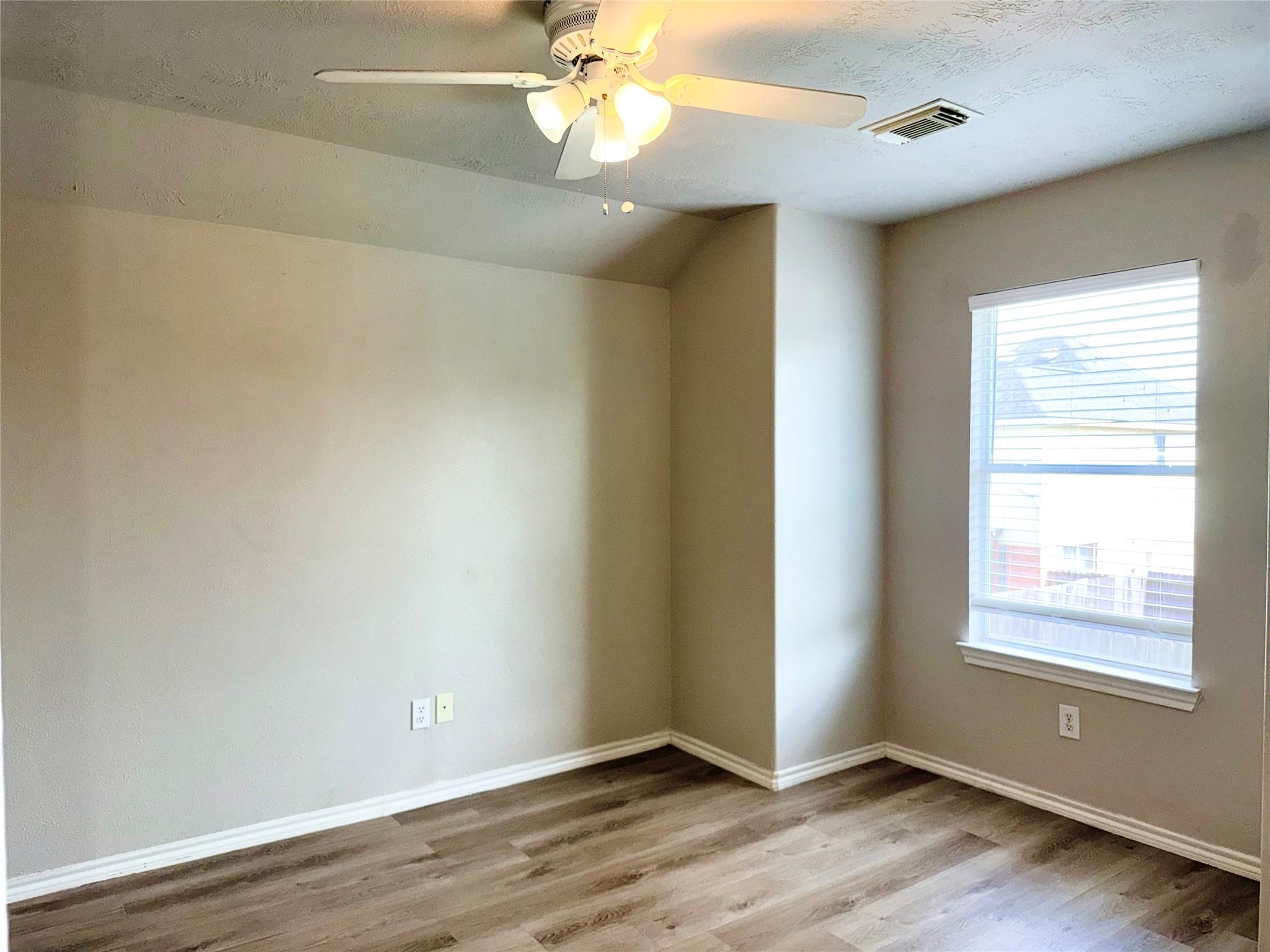 6927 Pheasant Oak Drive Property Photo 31