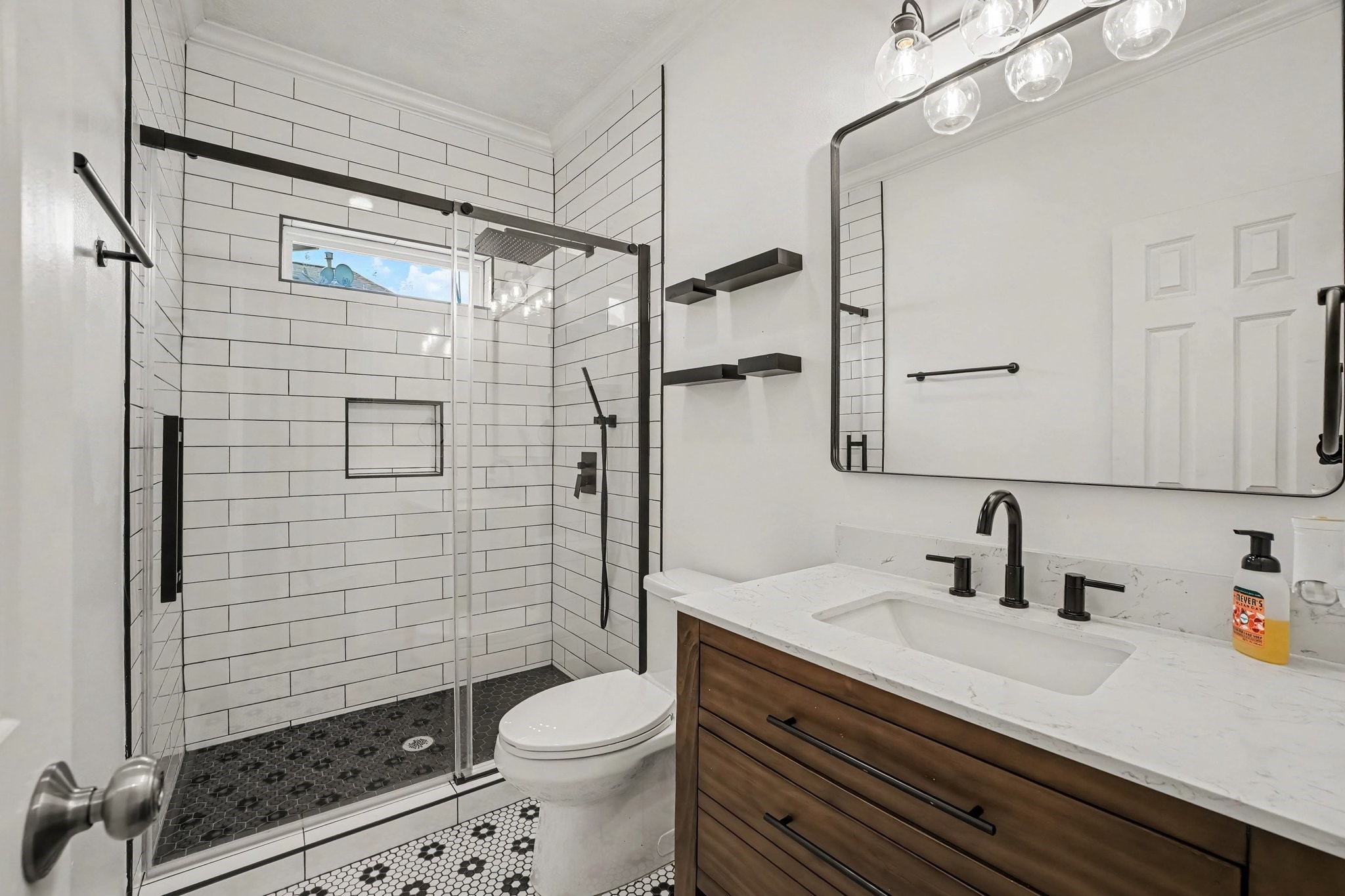 2806 Bering Drive Property Photo 30