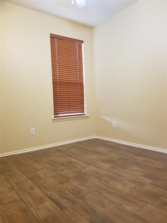 21038 Narrow Gate Drive Property Photo 17