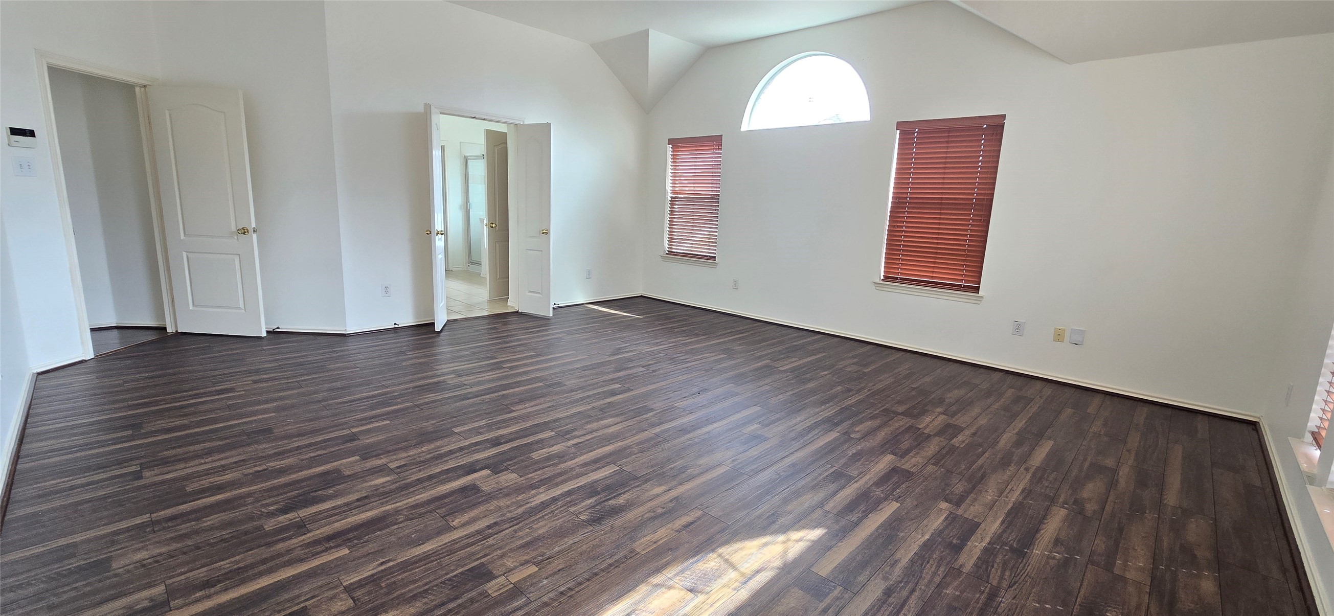 21038 Narrow Gate Drive Property Photo 22