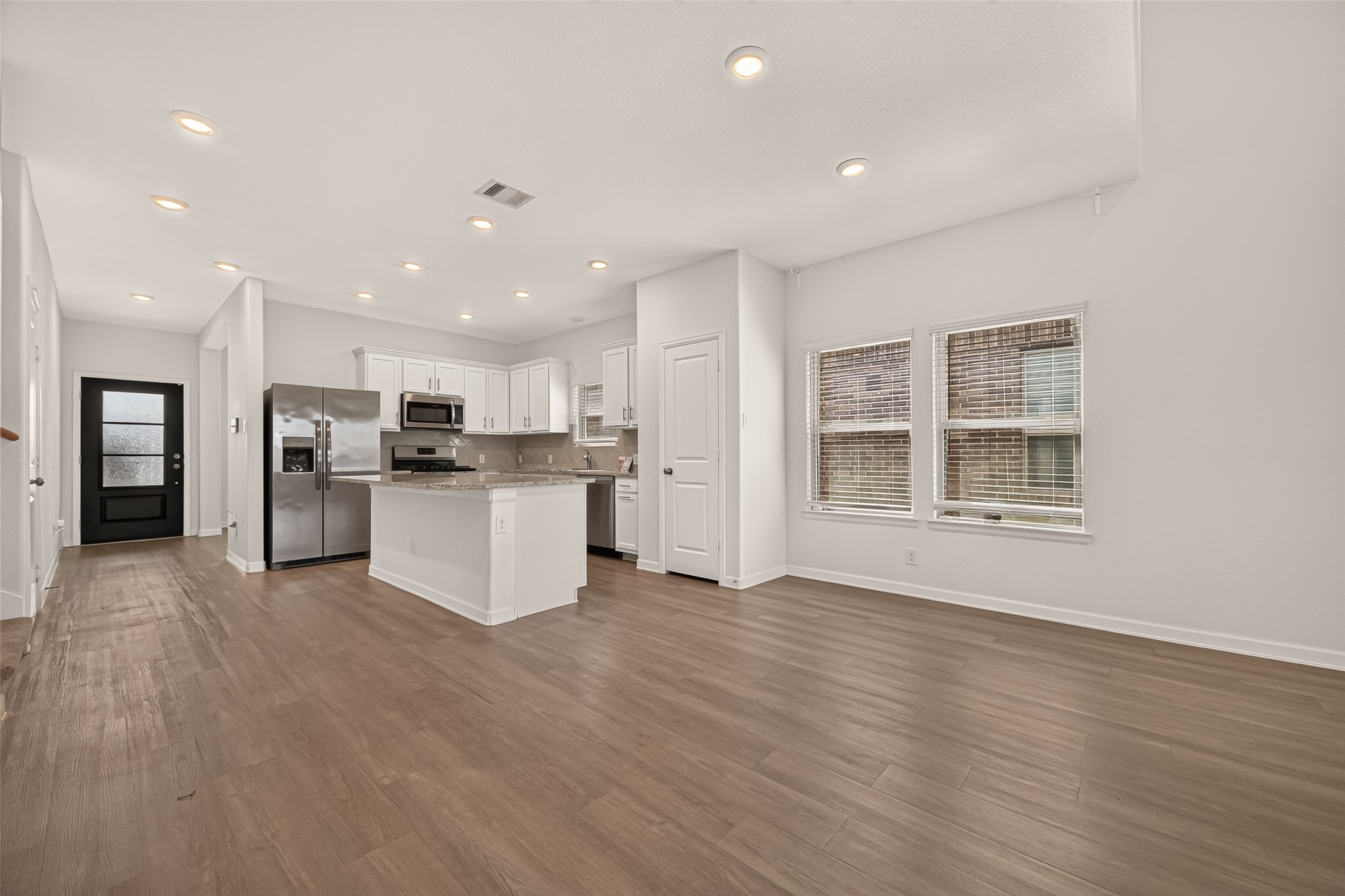 3302 Driftwood Meadow Lane Property Photo 16