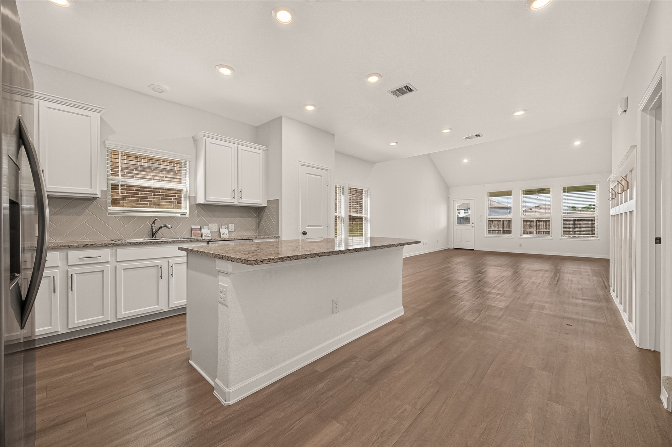 3302 Driftwood Meadow Lane Property Photo 20