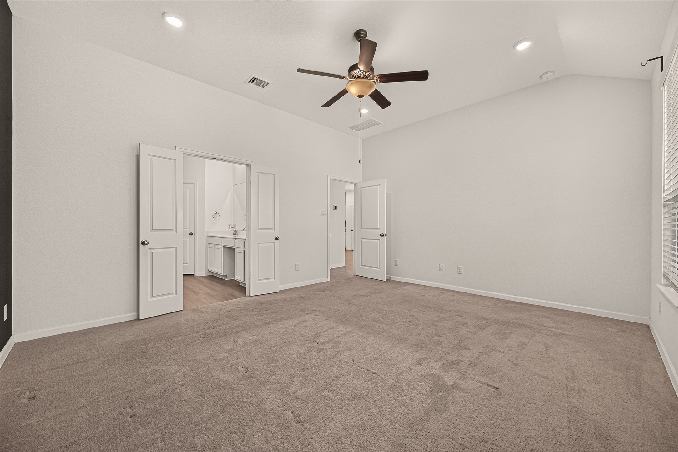 3302 Driftwood Meadow Lane Property Photo 34