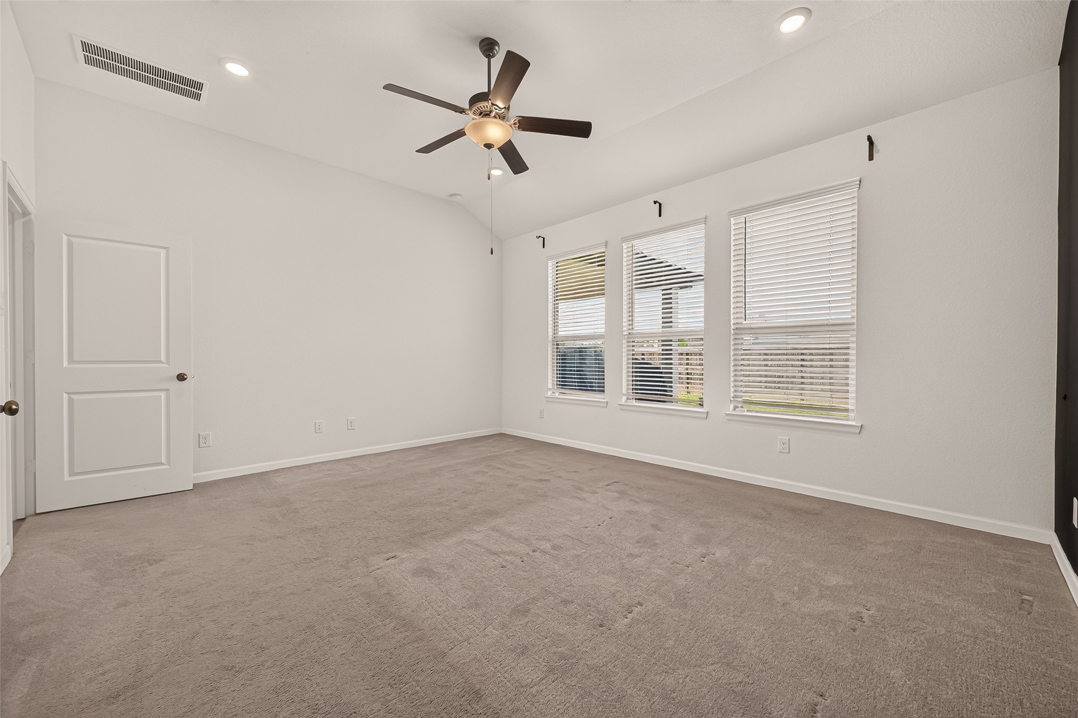3302 Driftwood Meadow Lane Property Photo 35