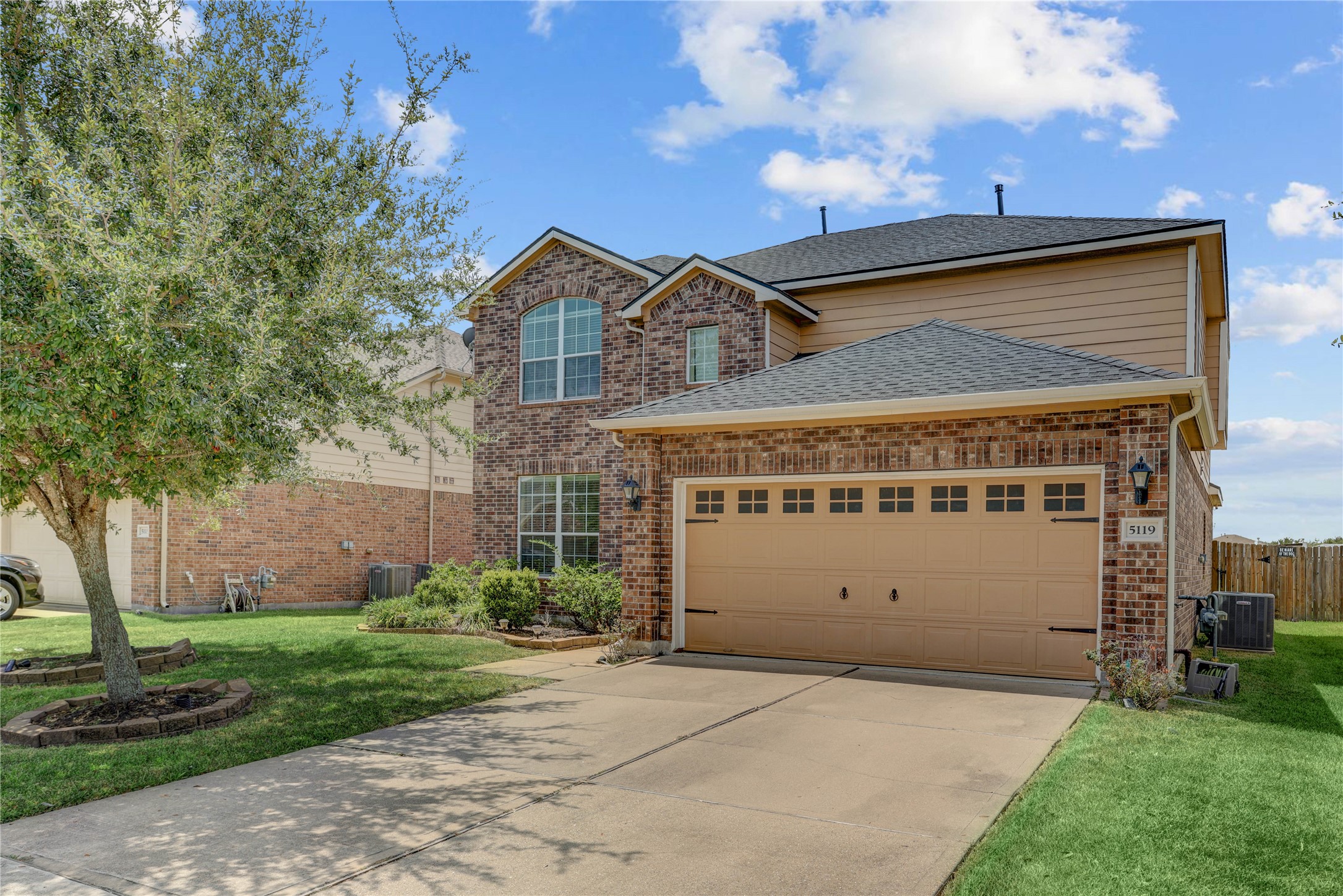 5119 Waterview Meadow Drive Property Photo 3