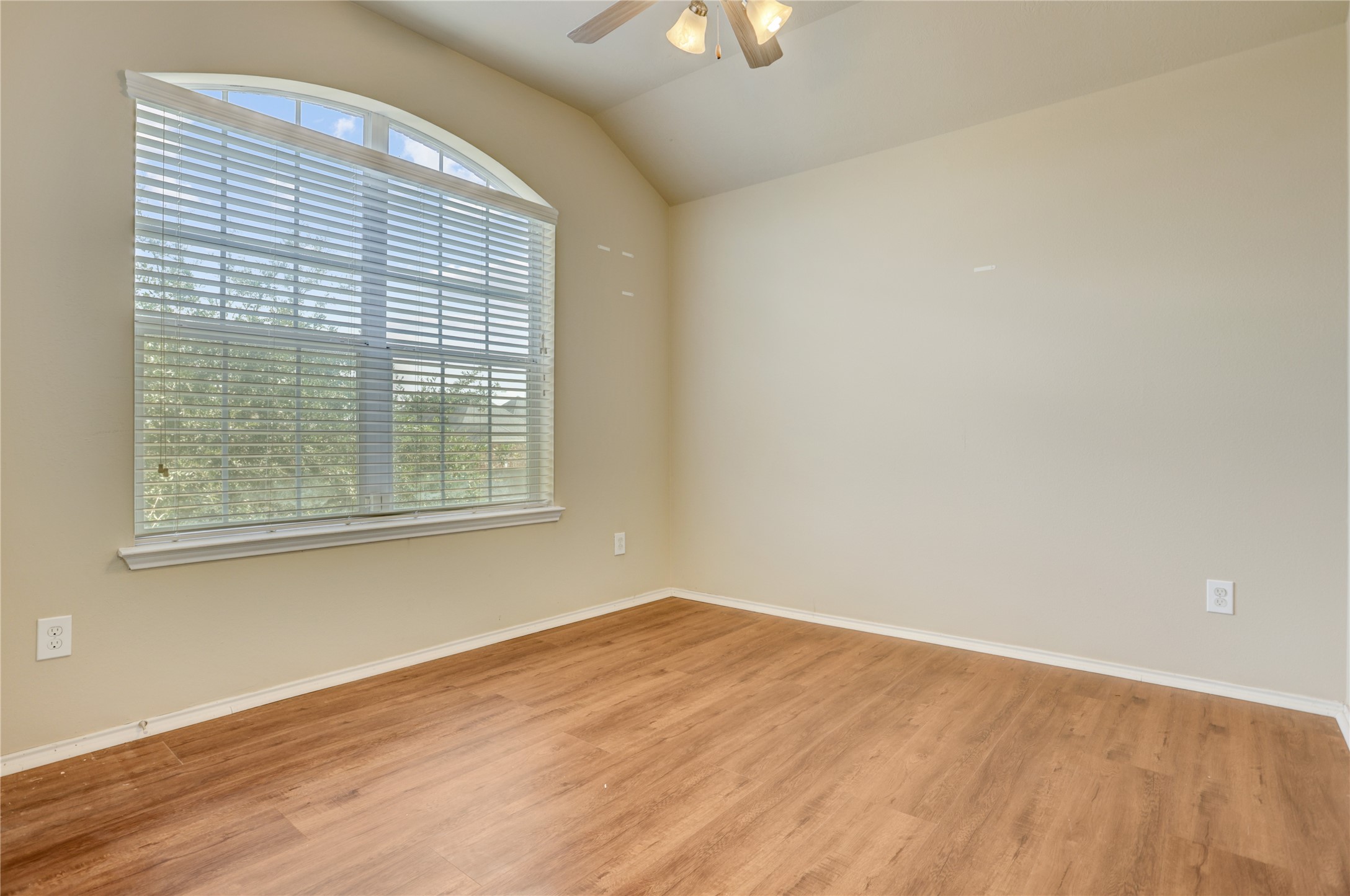 5119 Waterview Meadow Drive Property Photo 15
