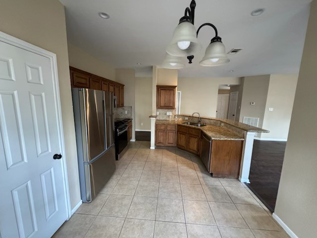 7723 Thorncreek Way Property Photo 2
