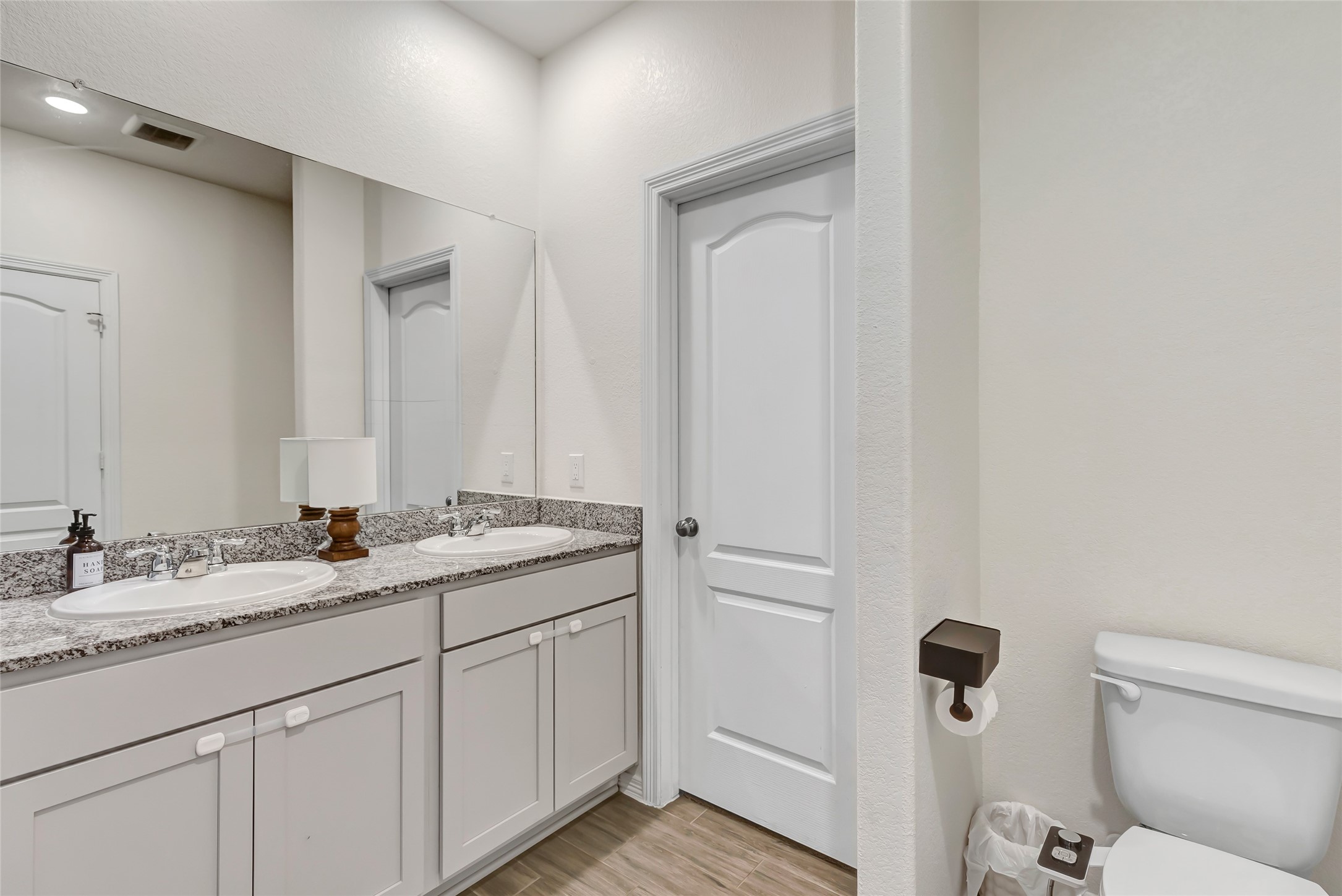 814 Redinger Ridge Drive Property Photo 22