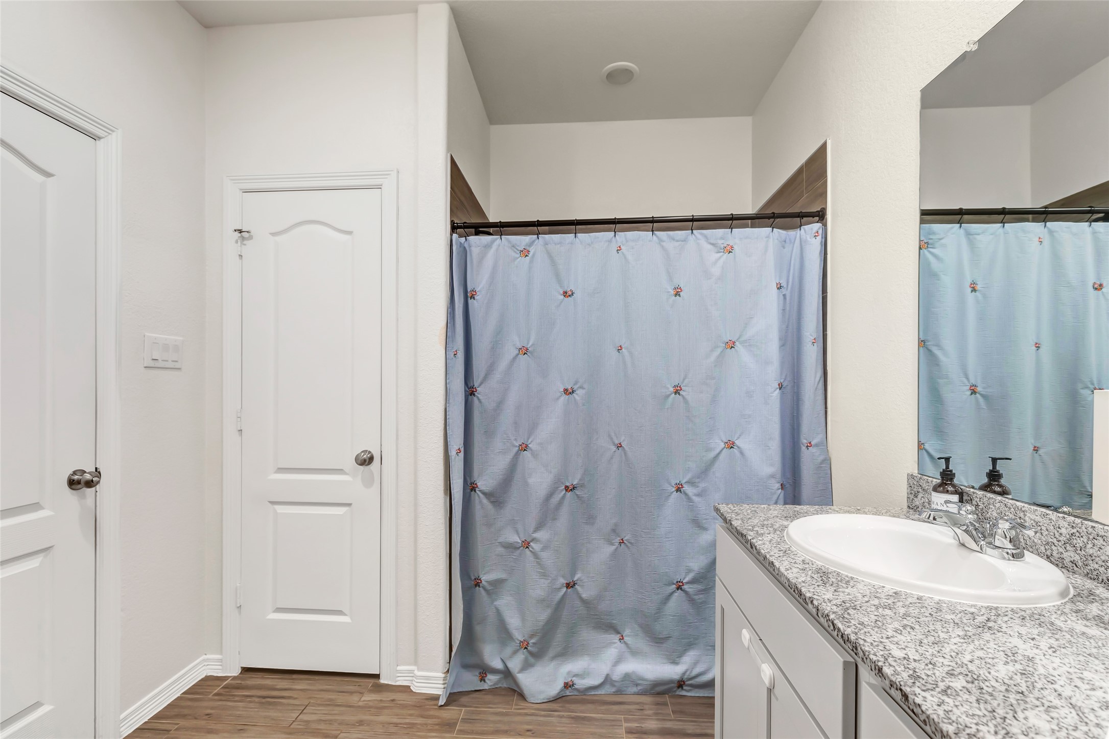 814 Redinger Ridge Drive Property Photo 23