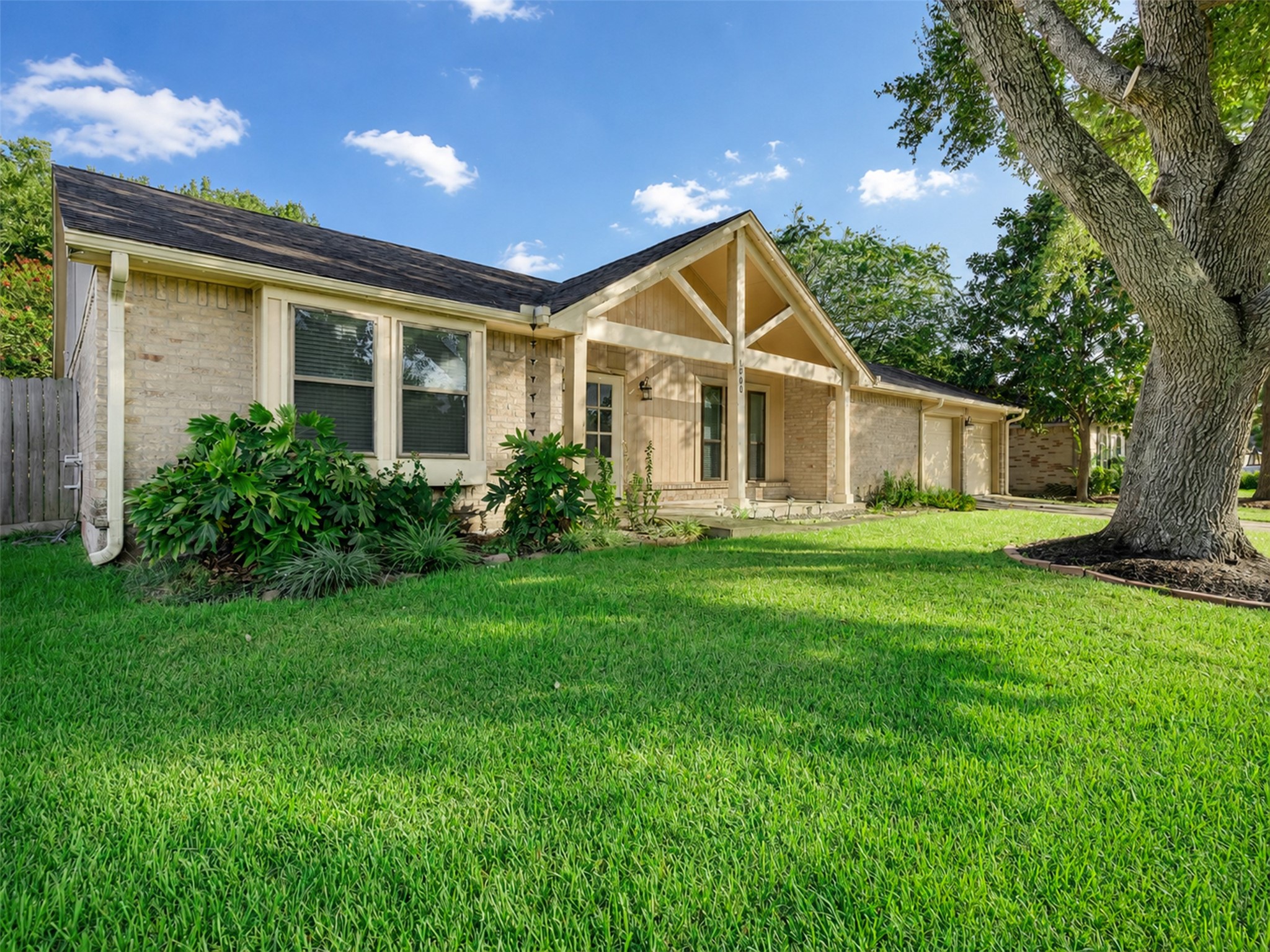 1208 Piney Woods Drive Property Photo 11