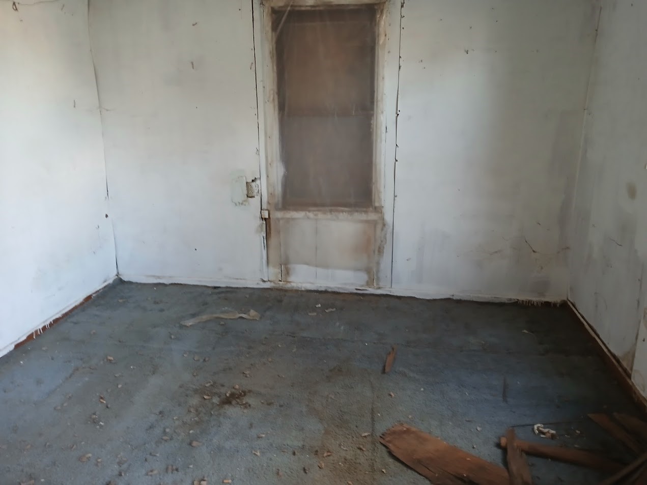 1805 E 1st Street Property Photo 6