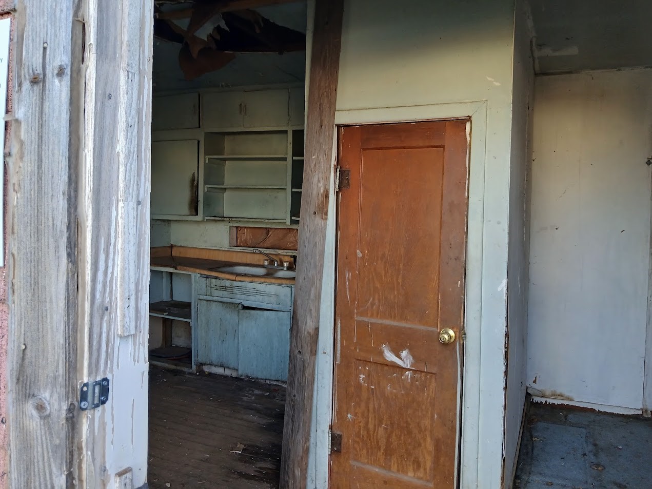 1805 E 1st Street Property Photo 7