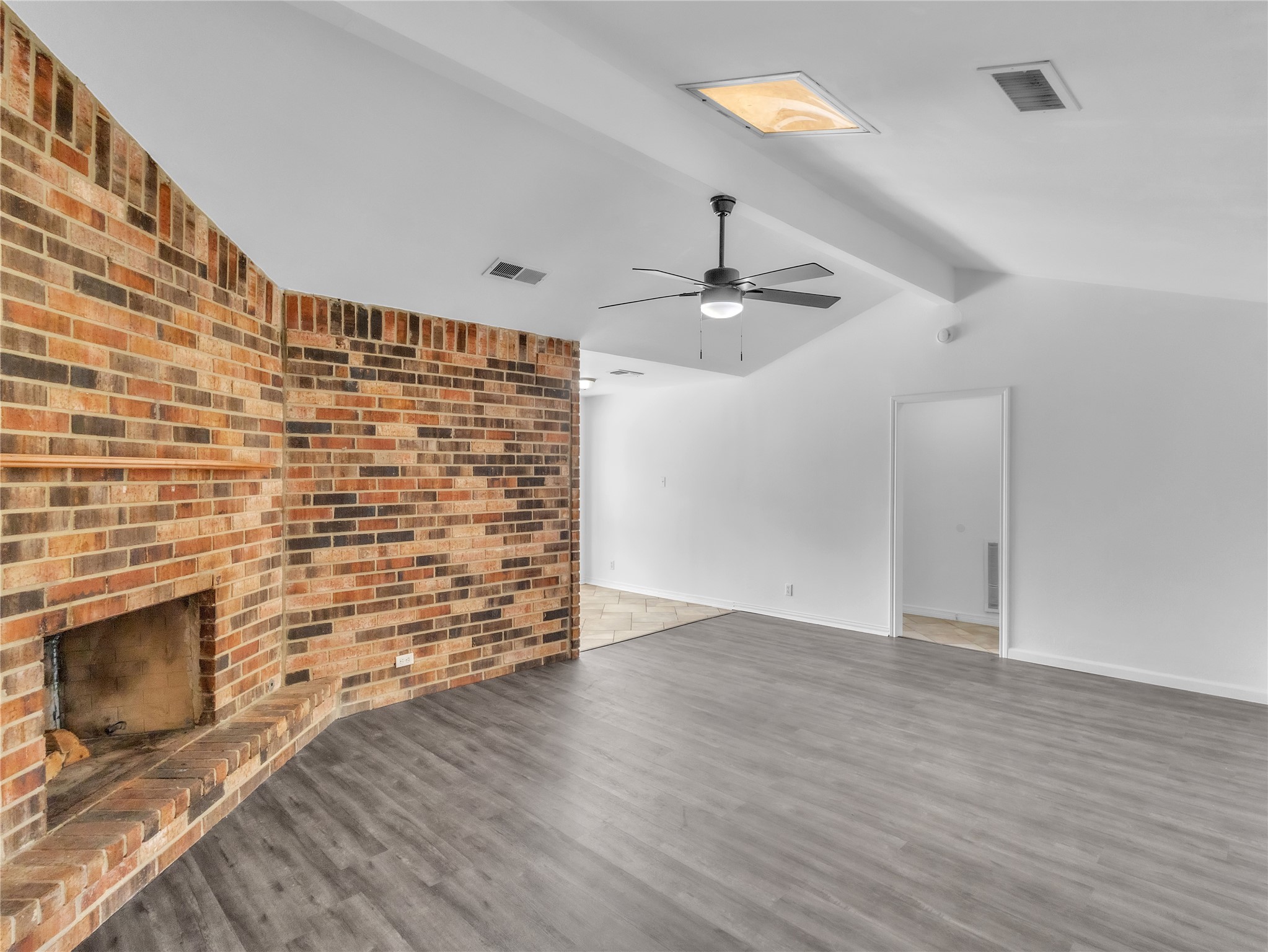 14010 Foxford Way Property Photo 9